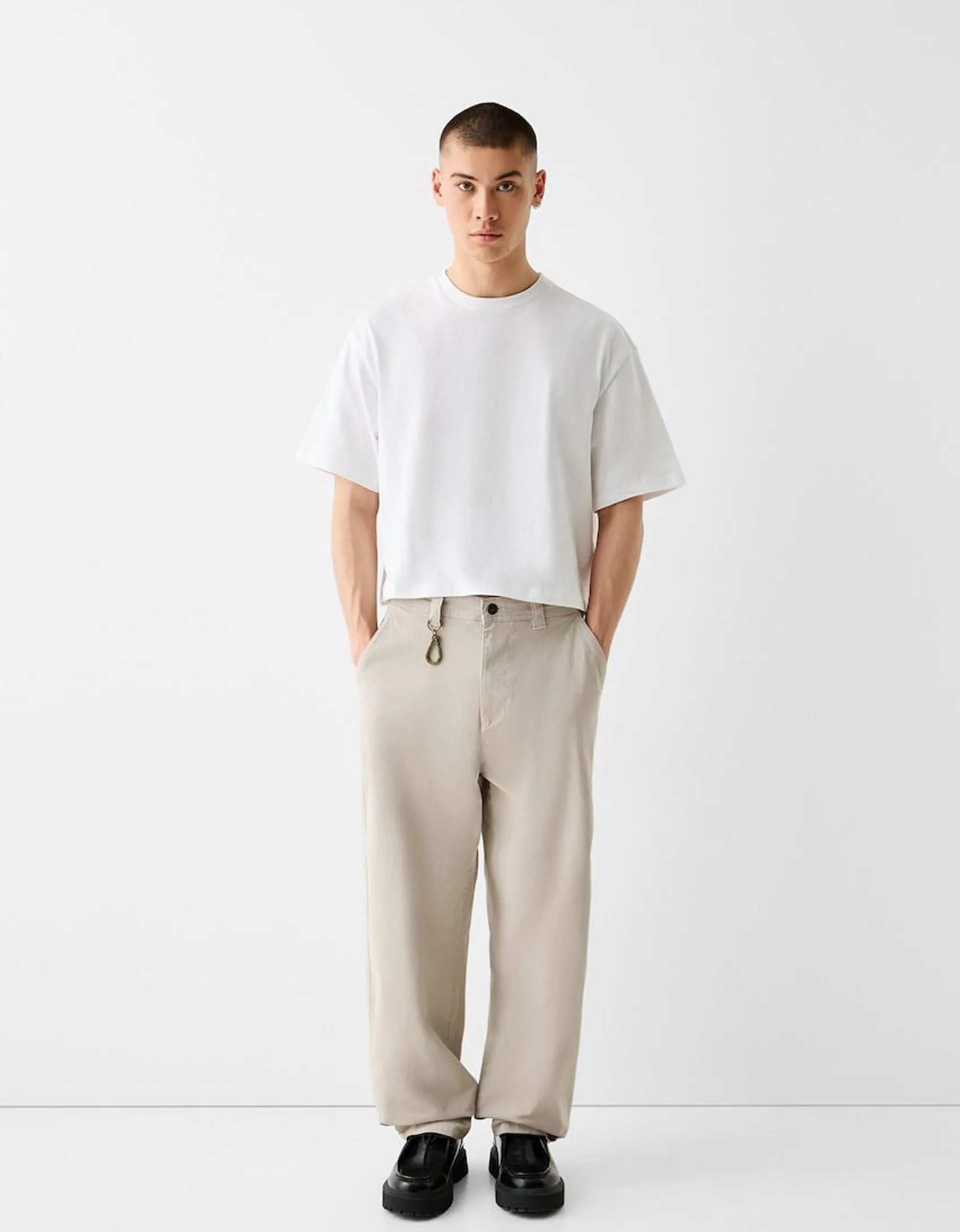 Skater-fit trousers with lobster clasp