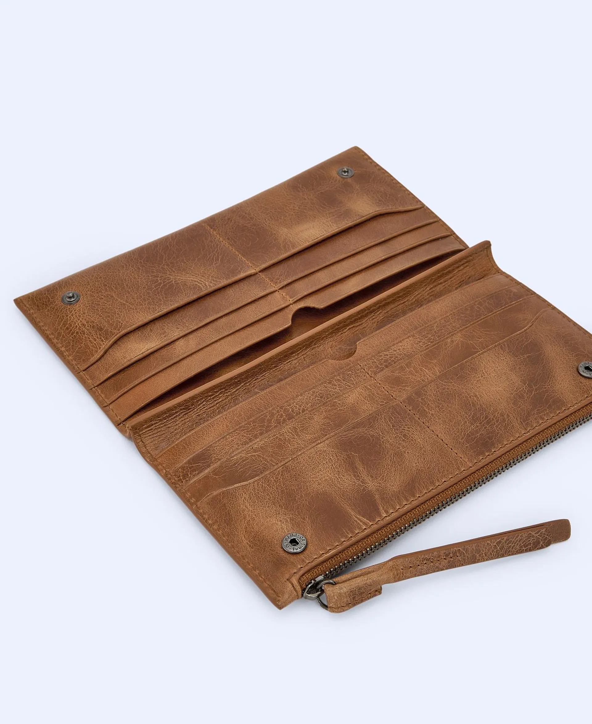 Responsible leather horizontal wallet