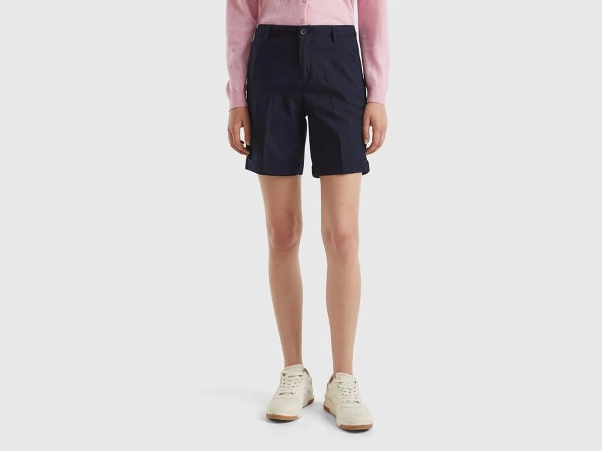 Bermudas in stretch cotton