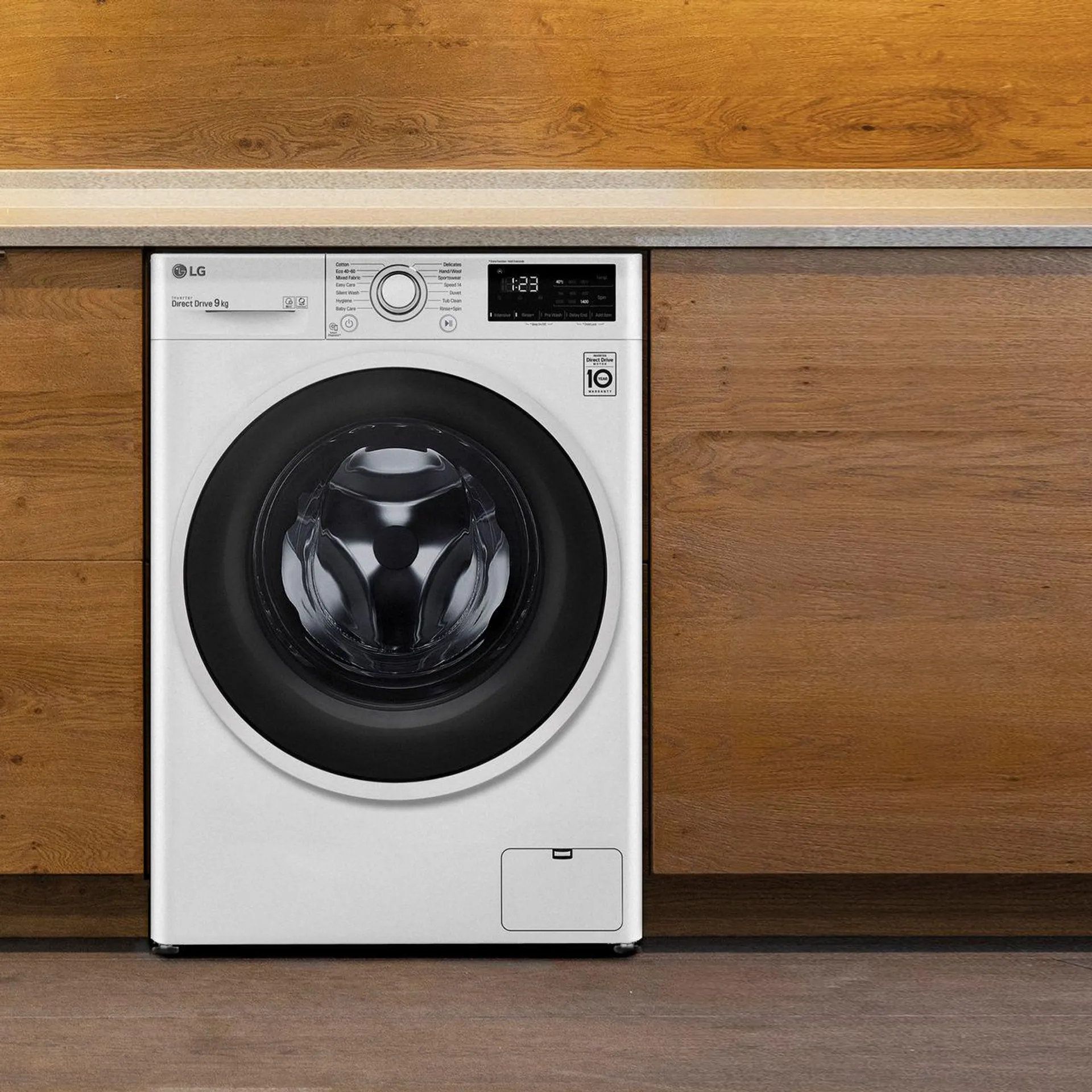 LG V3 FAV309WNE 9Kg Washing Machine with 1400 rpm - White - B Rated