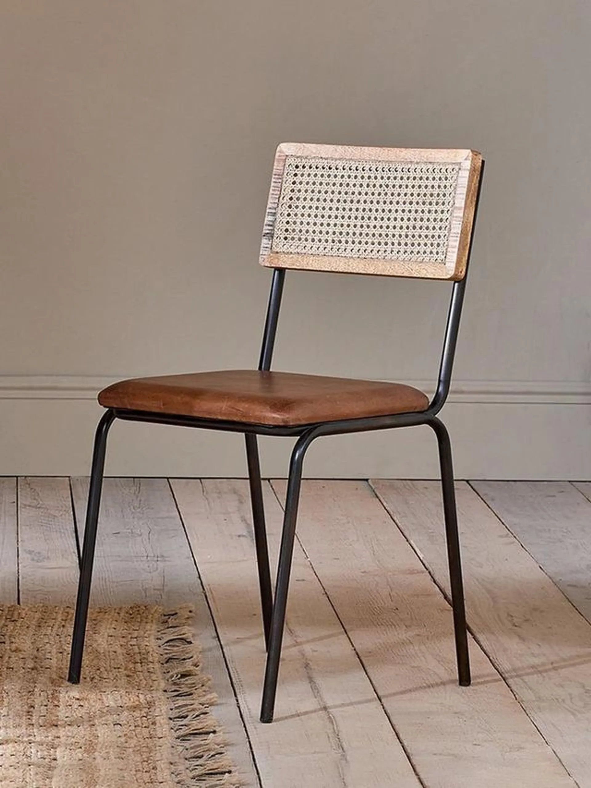 Iswa Dining Chair