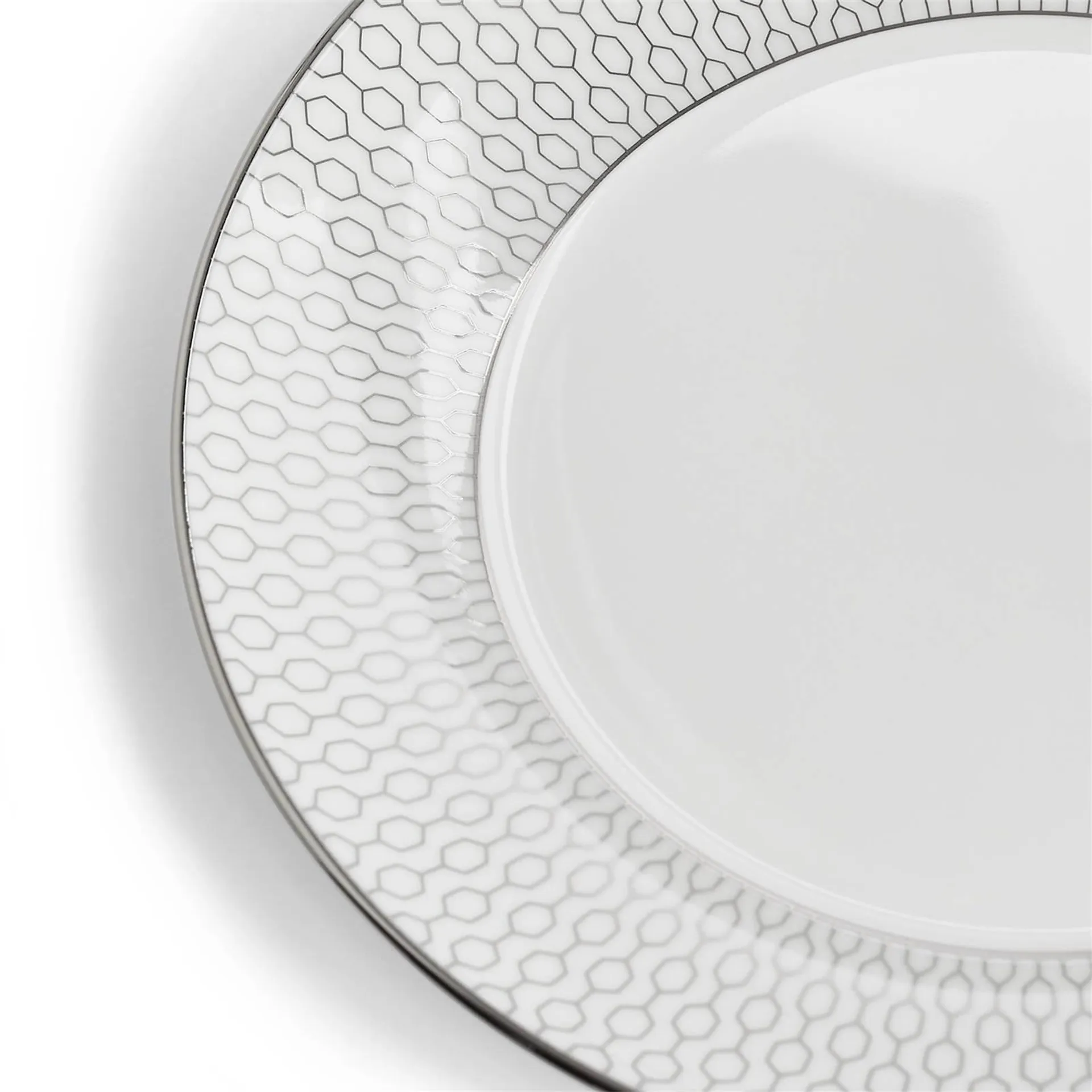 Gio Platinum Plate 17cm