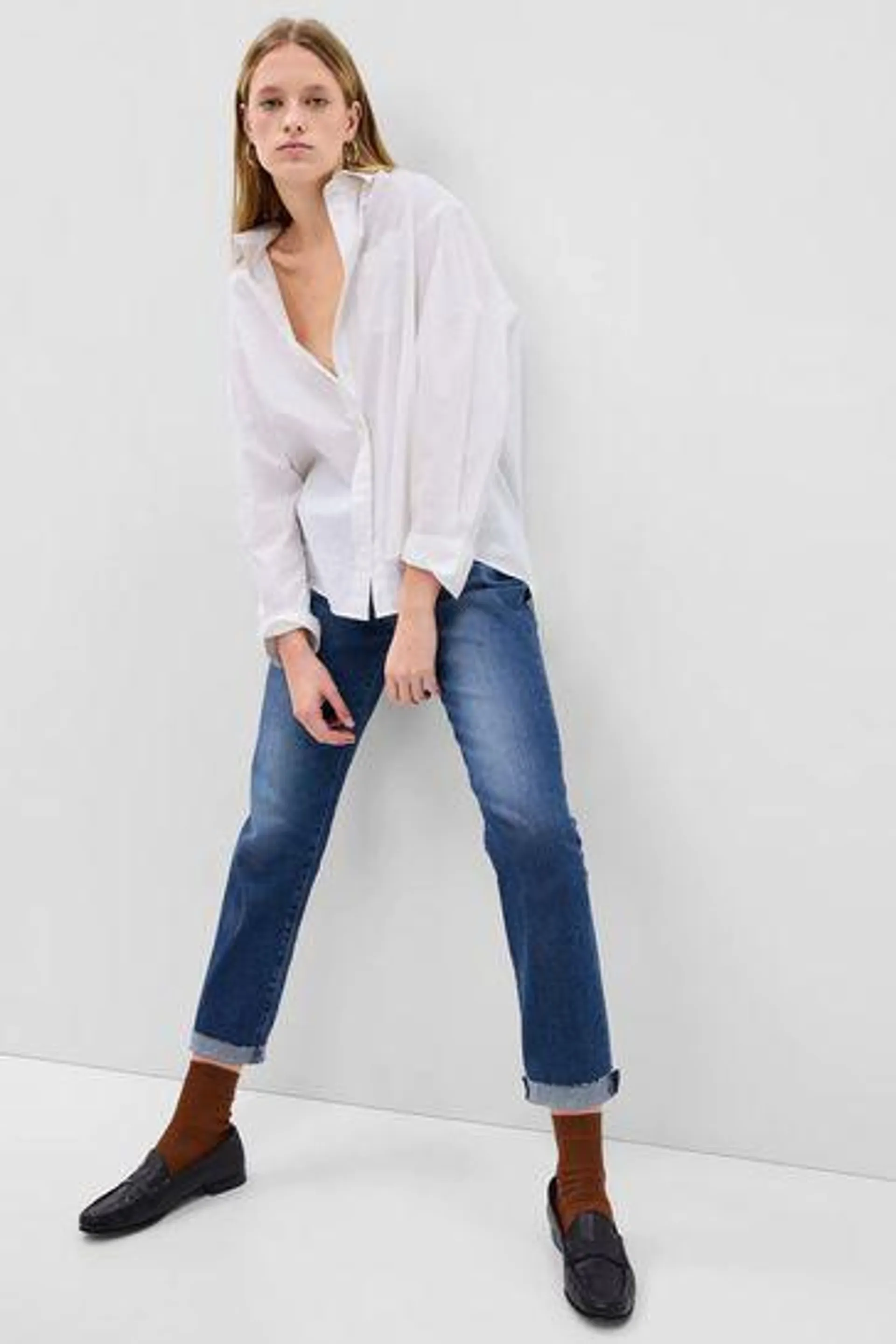 Mid Rise Ankle Length Girlfriend Jeans