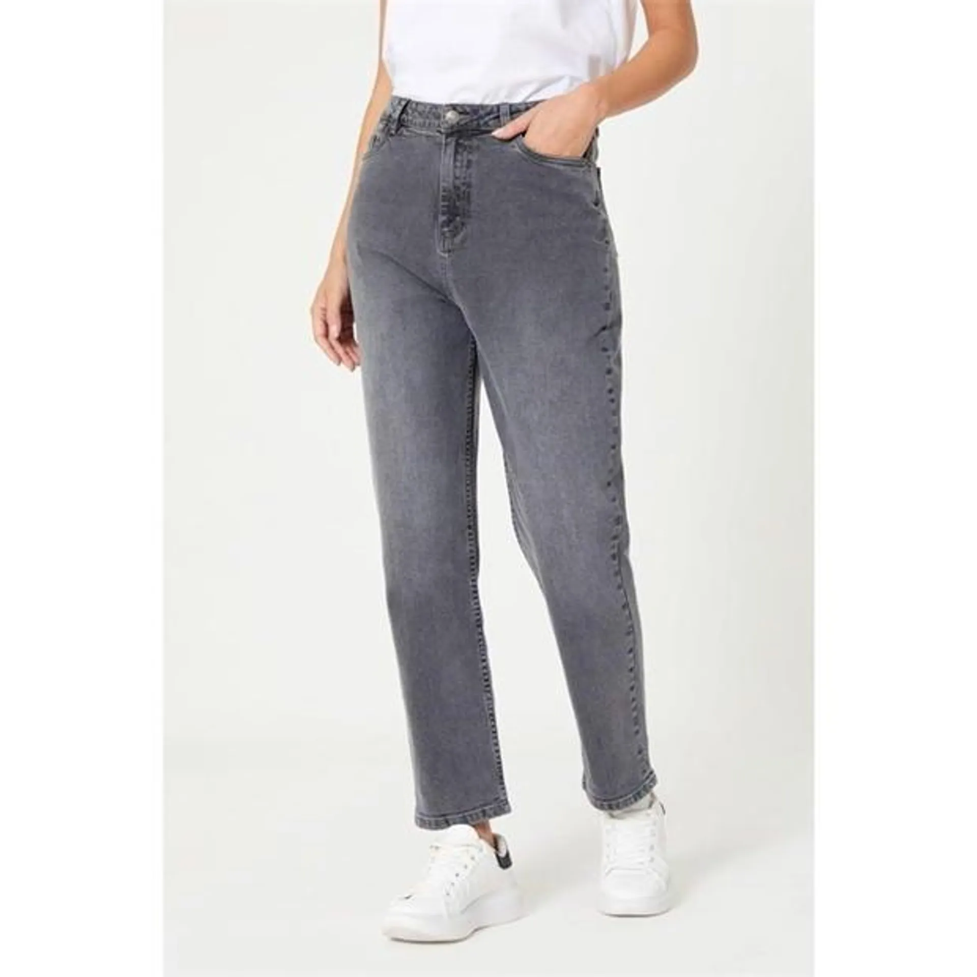 Sophie Straight Leg Jean