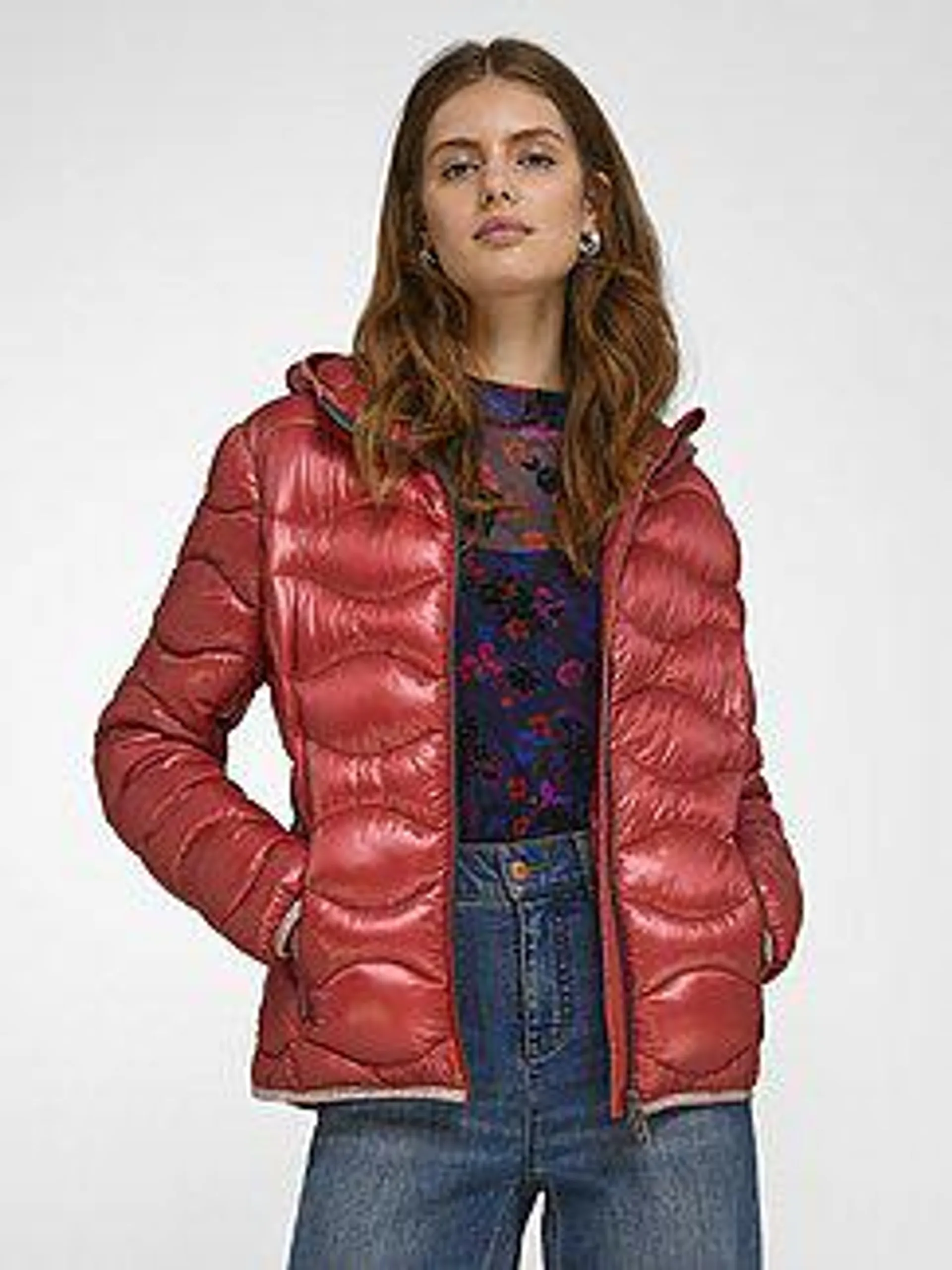 Quilted jacket with hood