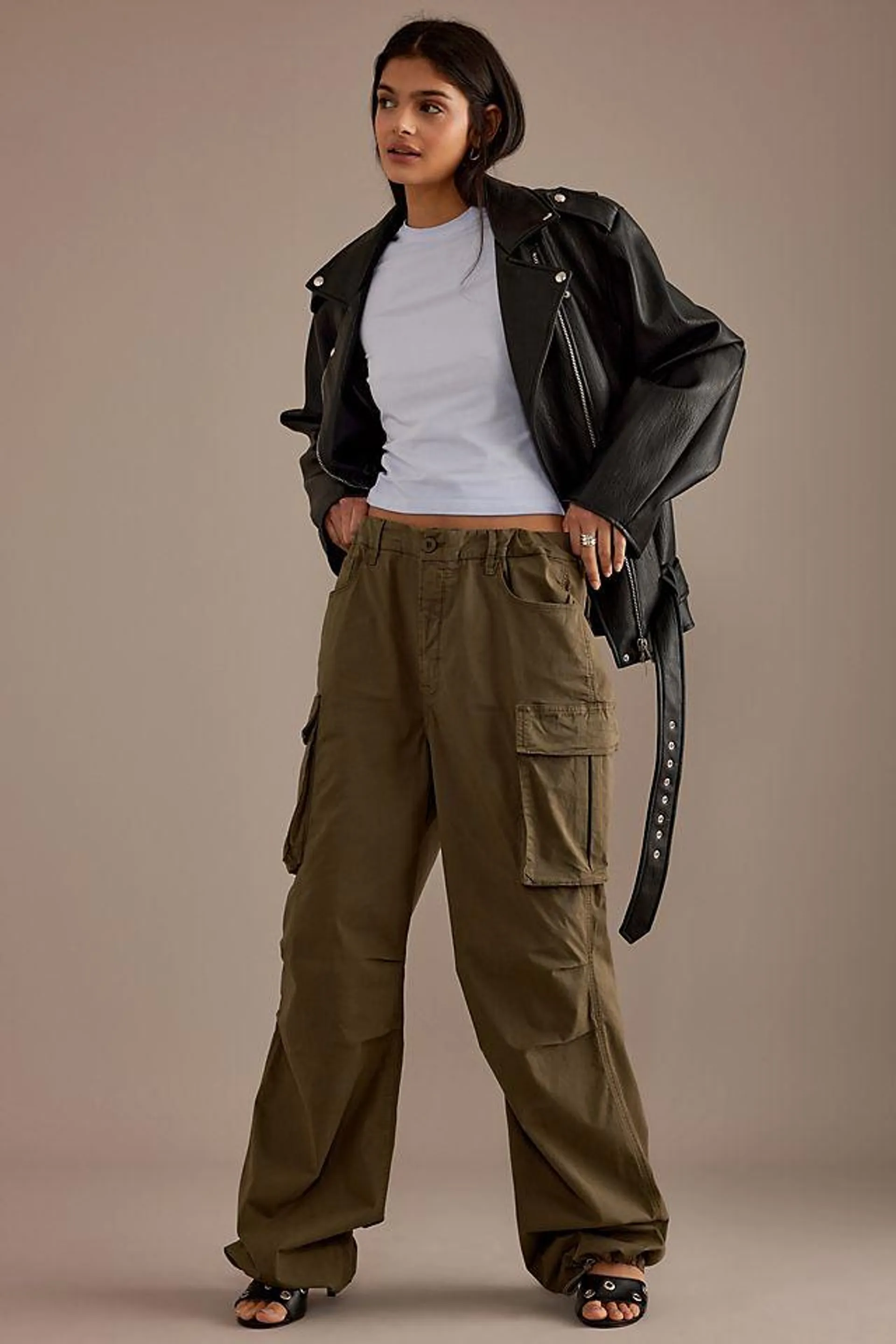 Good American Baggy Cargo Pants