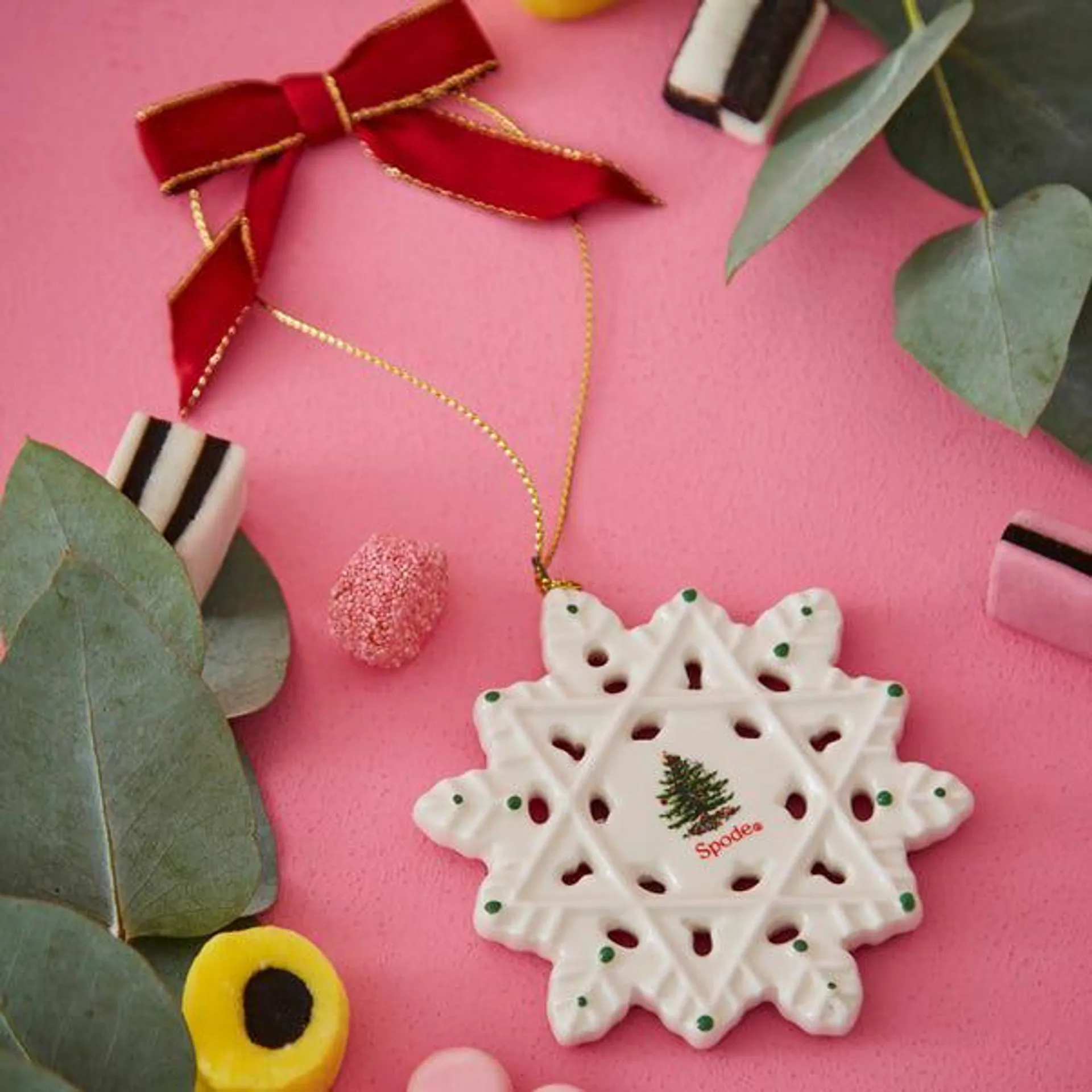 Spode Snowflake Hanging Decoration