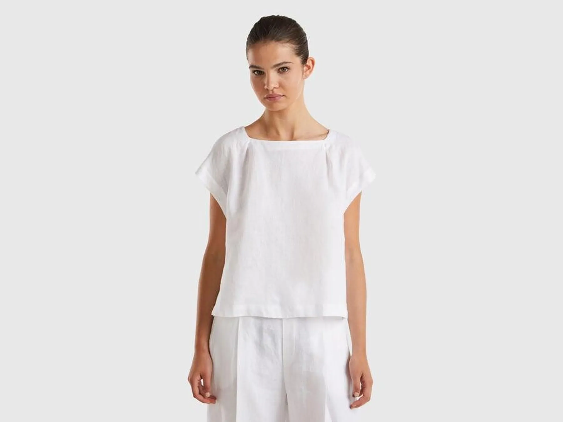 Square neck blouse in pure linen