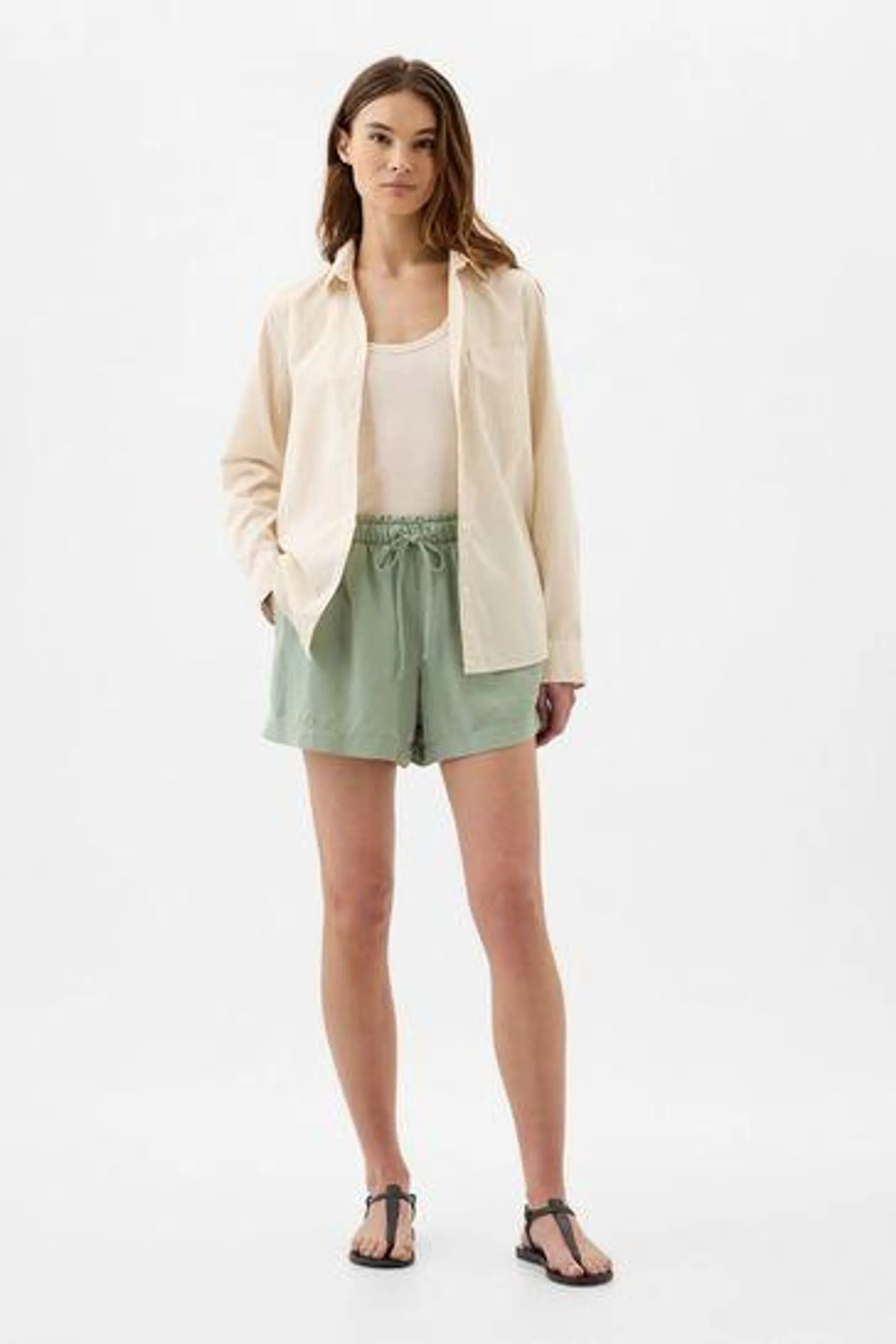 Linen Blend Pull On Shorts