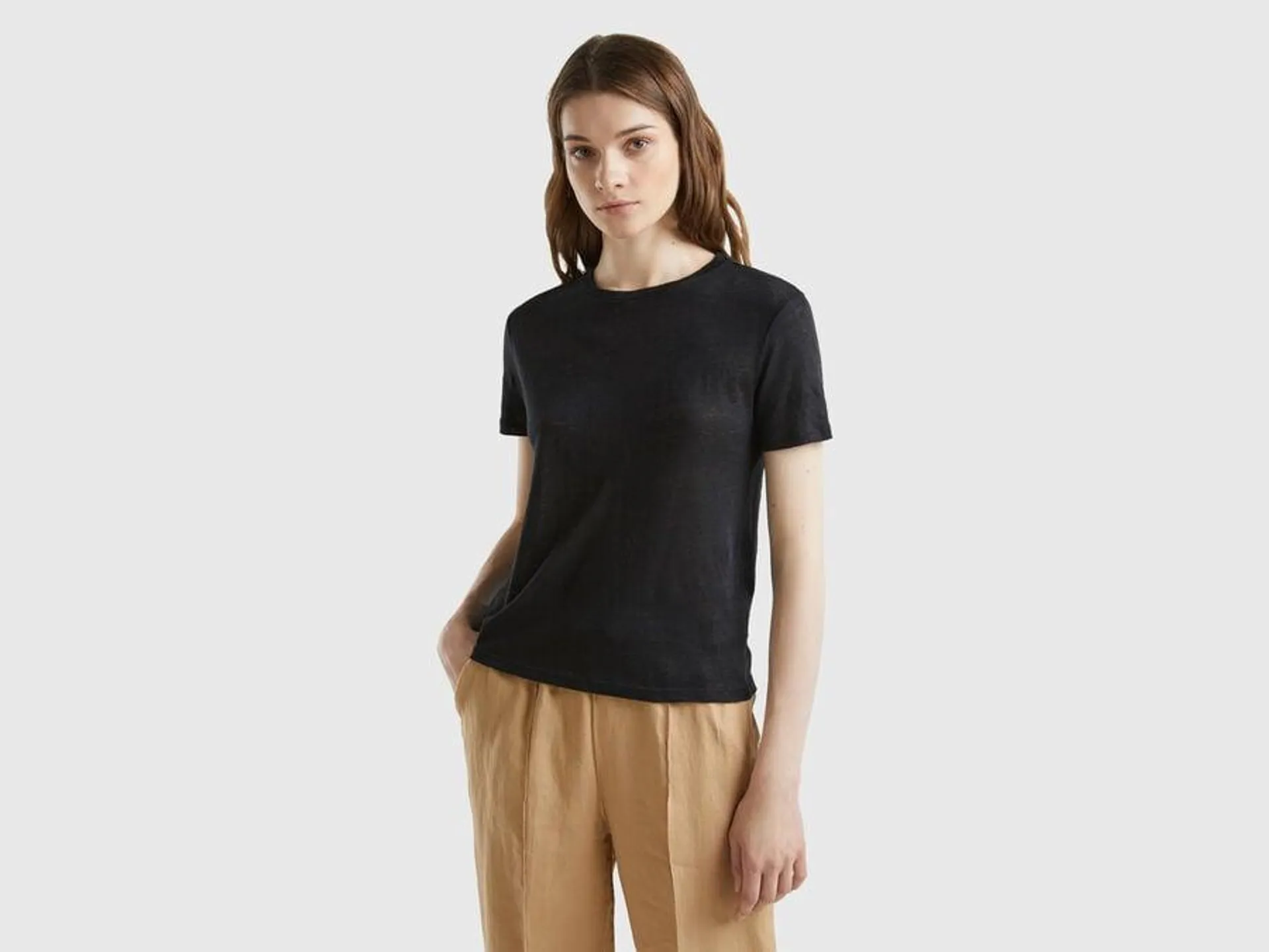 Crew neck t-shirt in pure linen