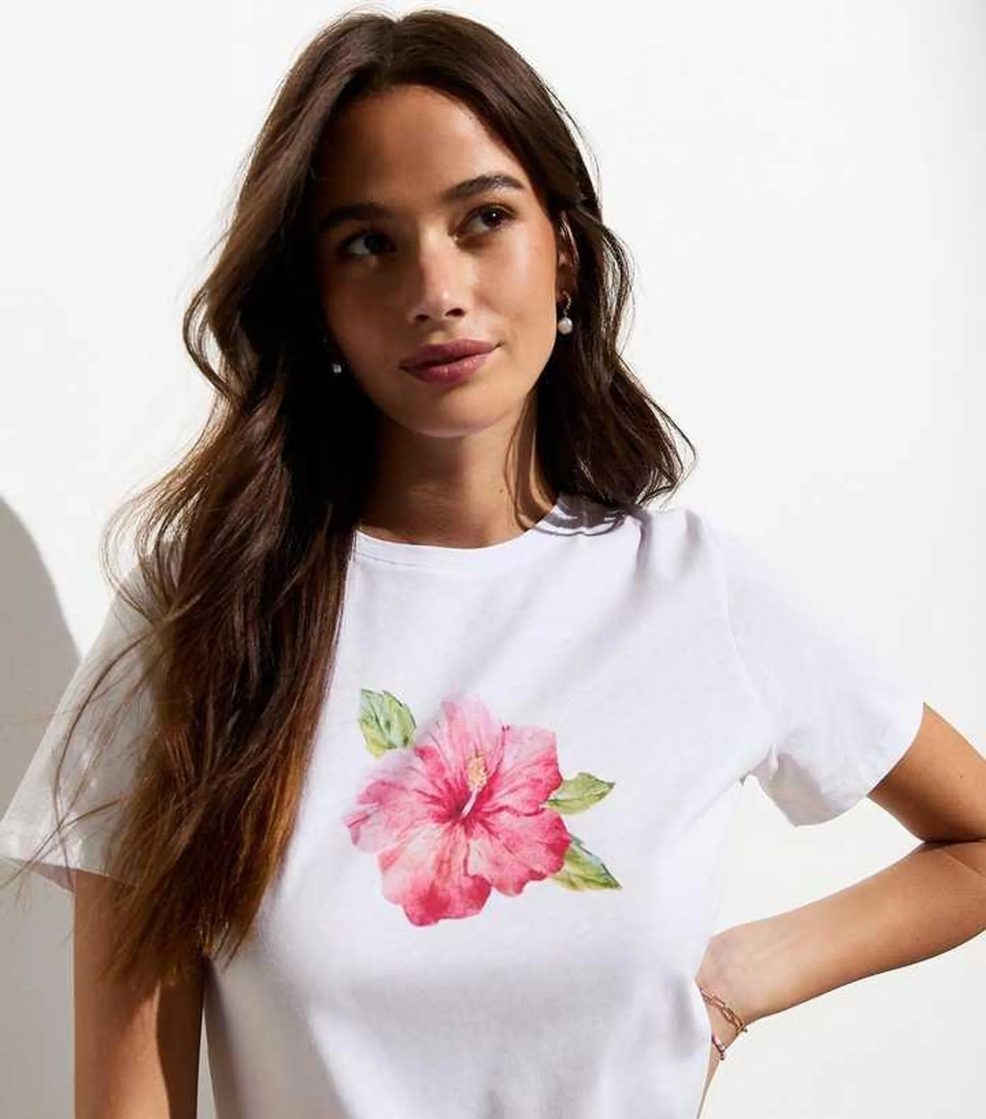 White Hibiscus Flower Print Cotton T-Shirt