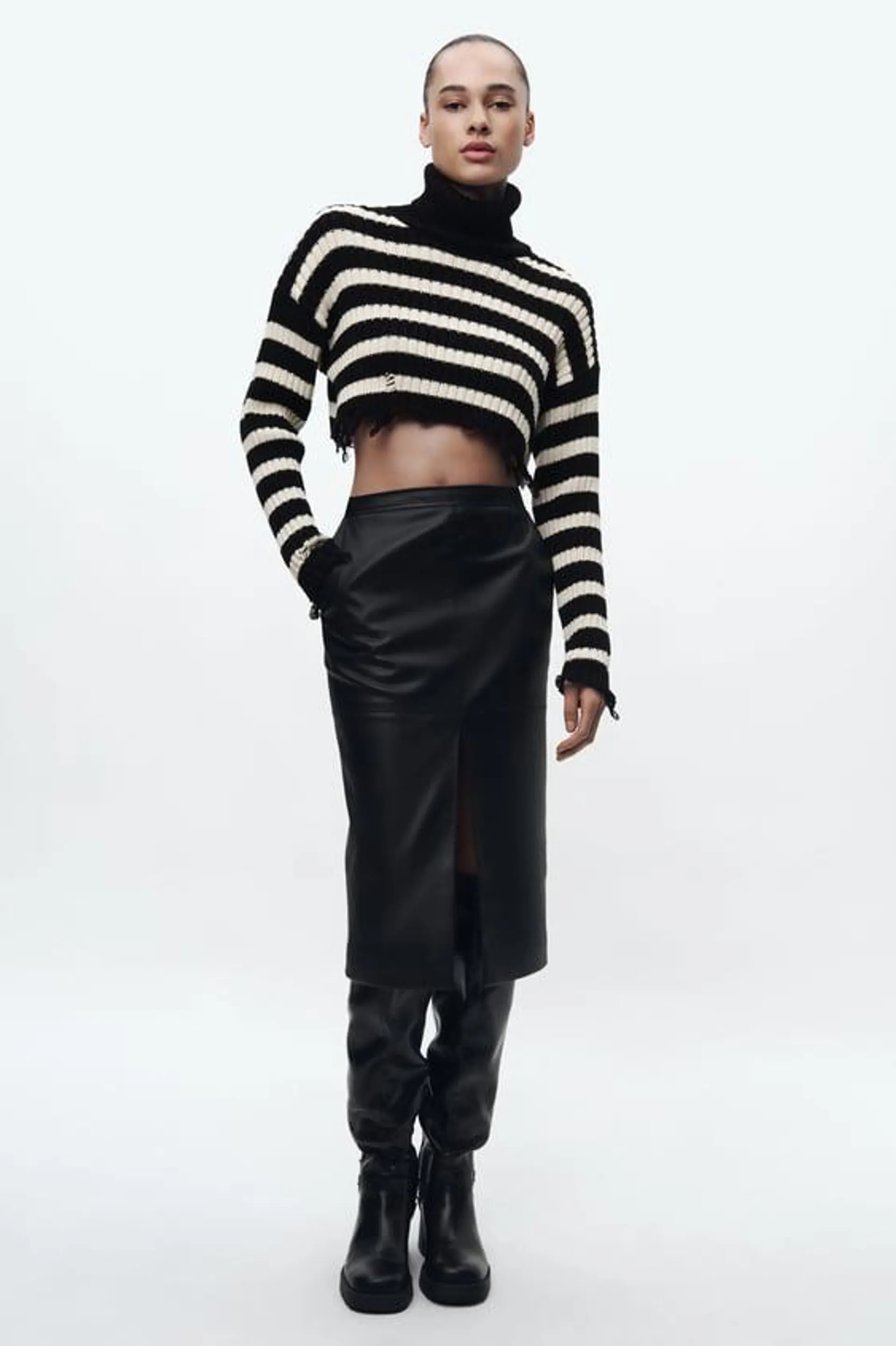 STRIPED CROP KNIT SWEATER