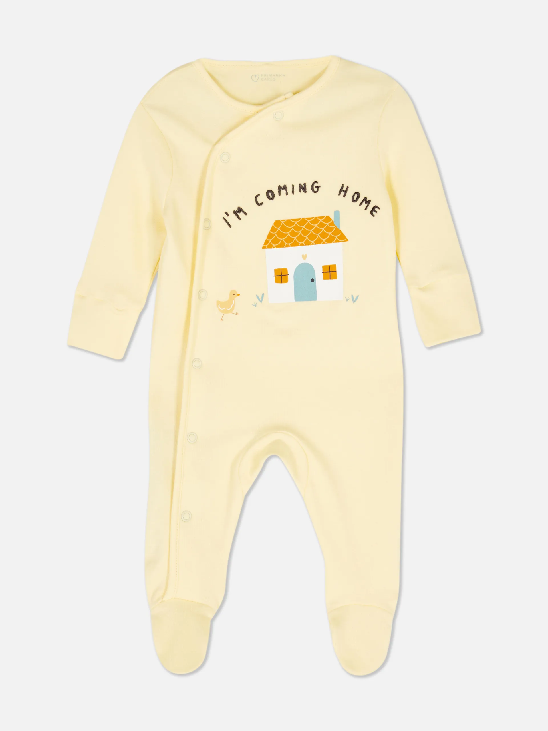 Babys erster Schlafanzug