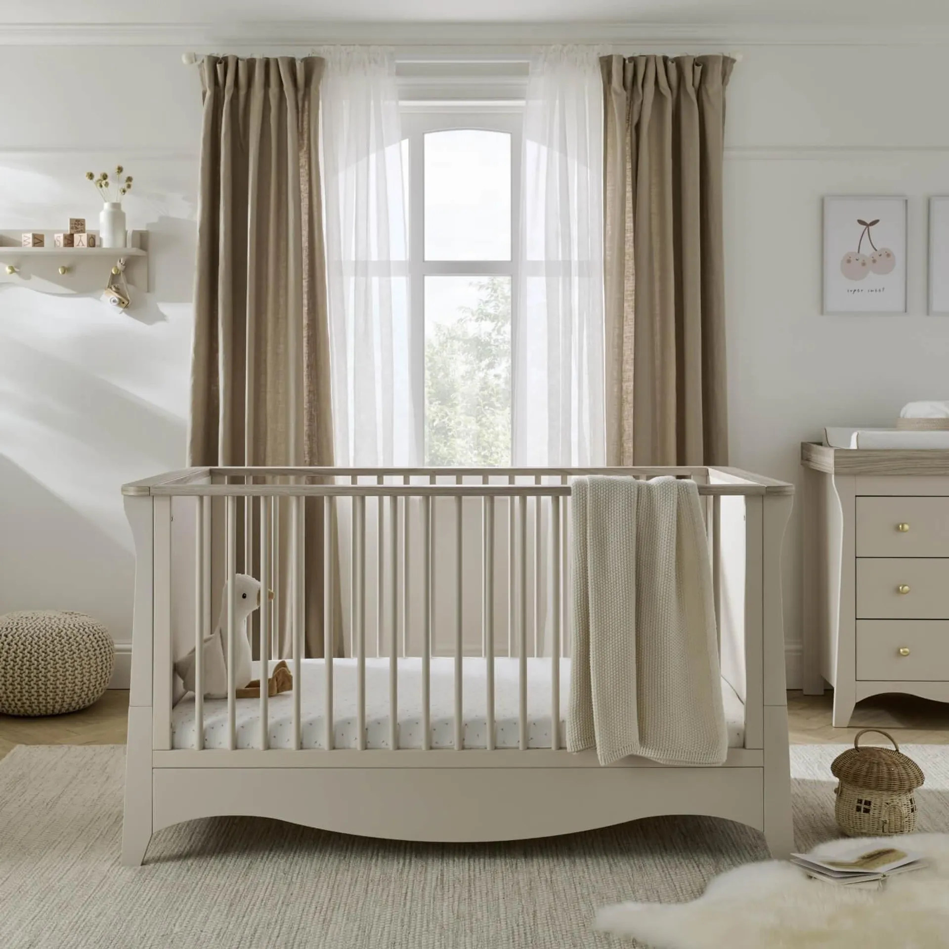 CuddleCo Clara Cot Bed in Cashmere