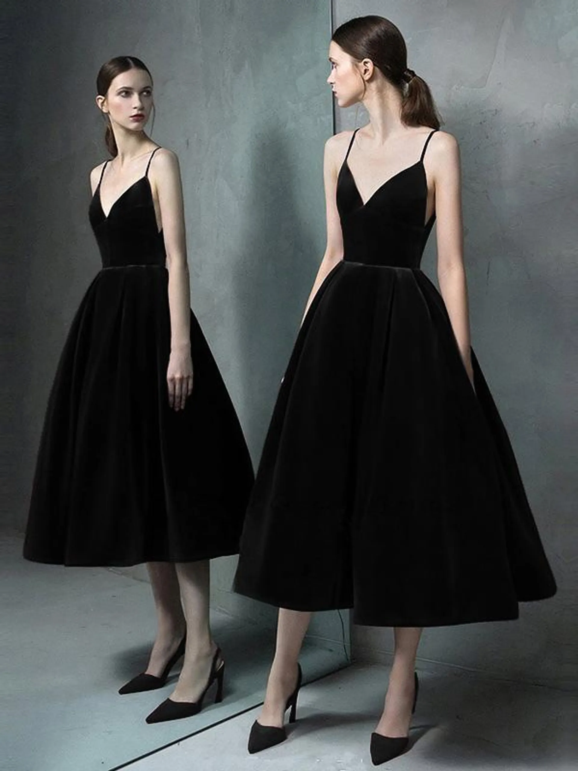 Velvet Dress Black Straps Neck Sleeveless Spring Sexy Long Midi Dress