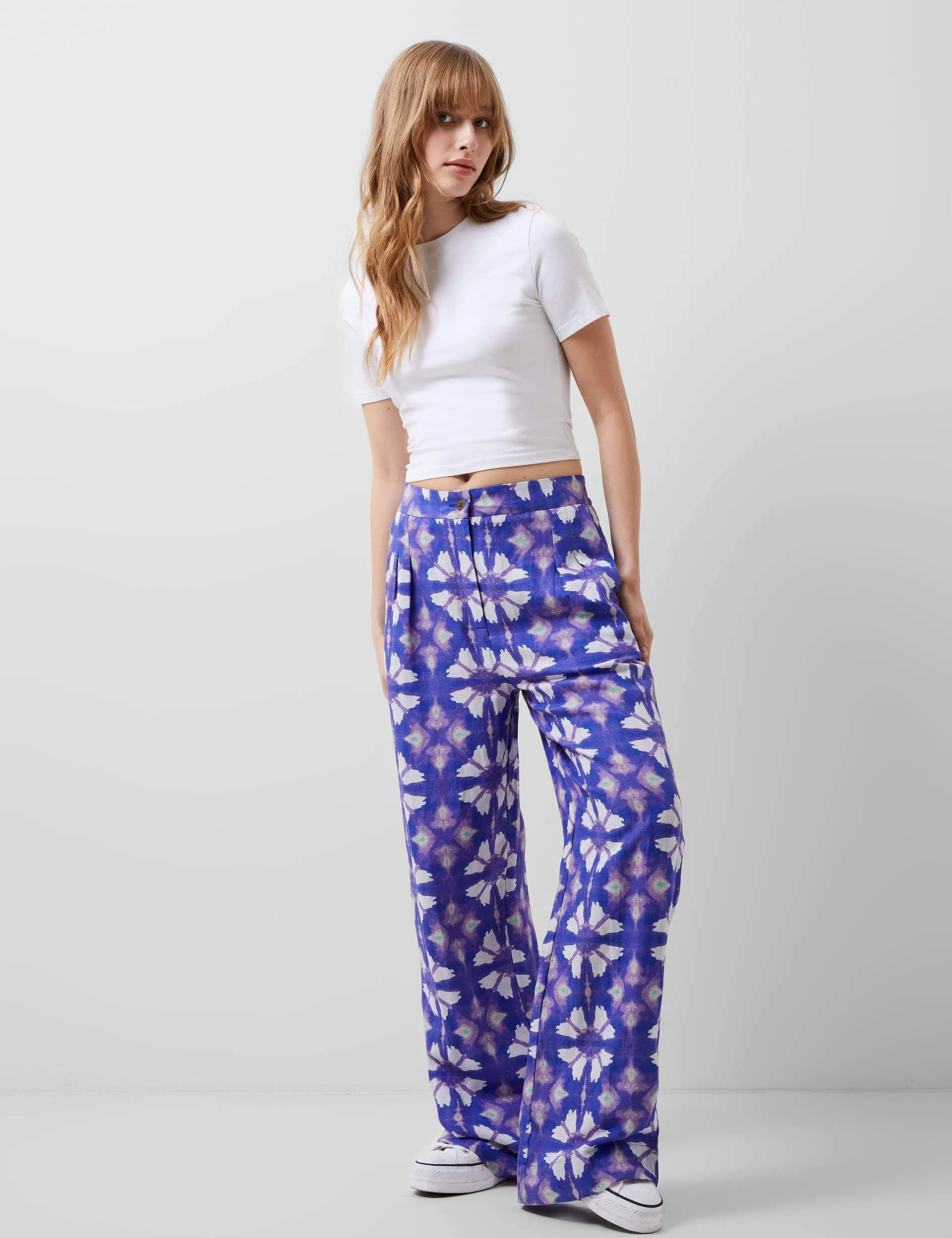 Linen Blend Floral Pintuck Wide Leg Trousers