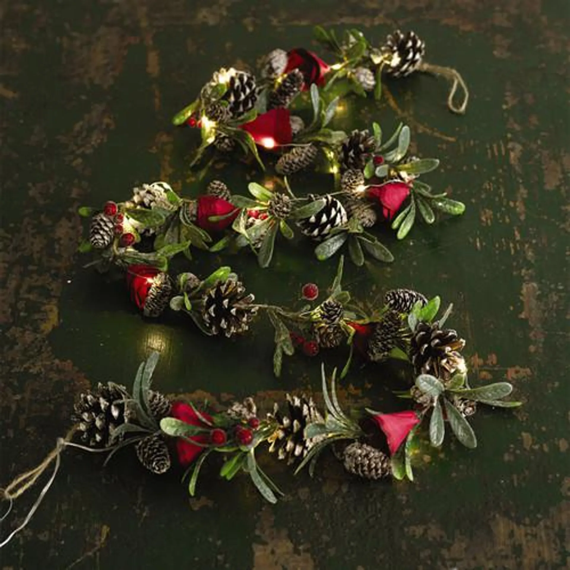 Frosted Berry Garland