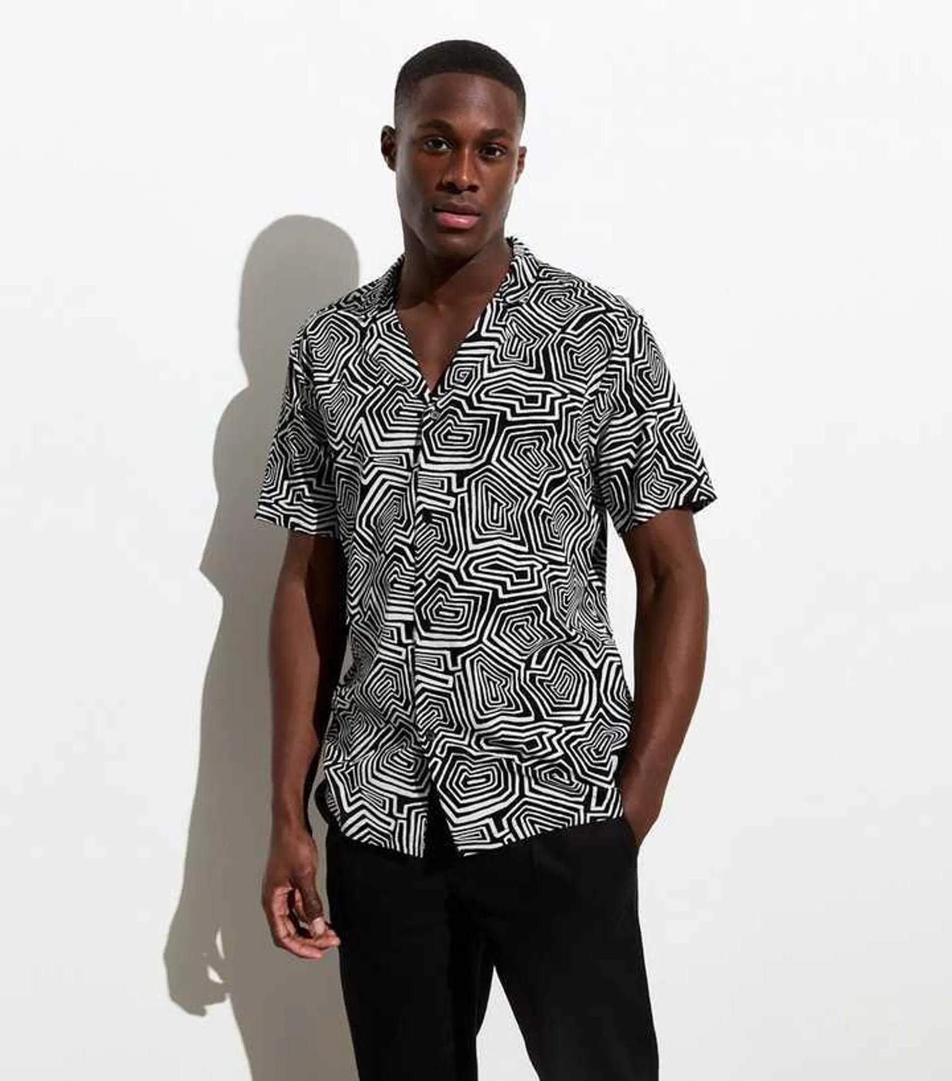 Black Abstract Print Short Sleeve Shirt