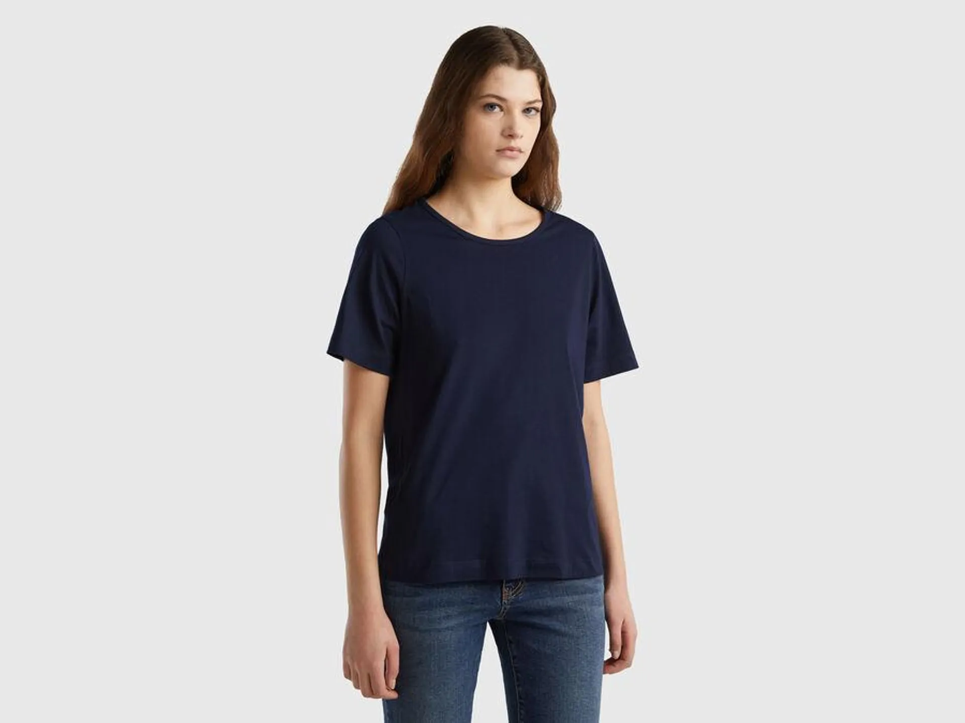 Dark blue short sleeve t-shirt