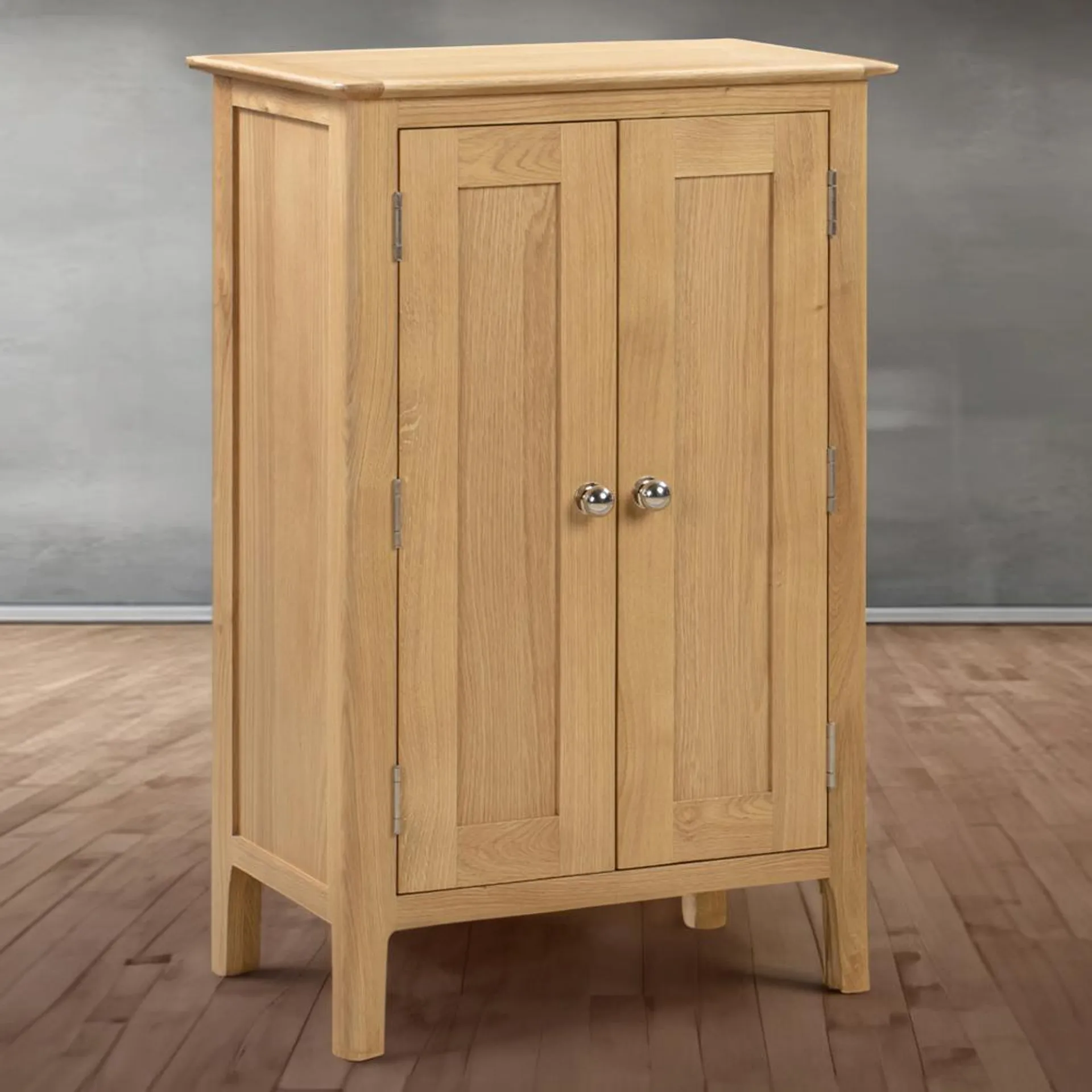 Julian Bowen Cotswold Oak and Veener Shoe Cupboard