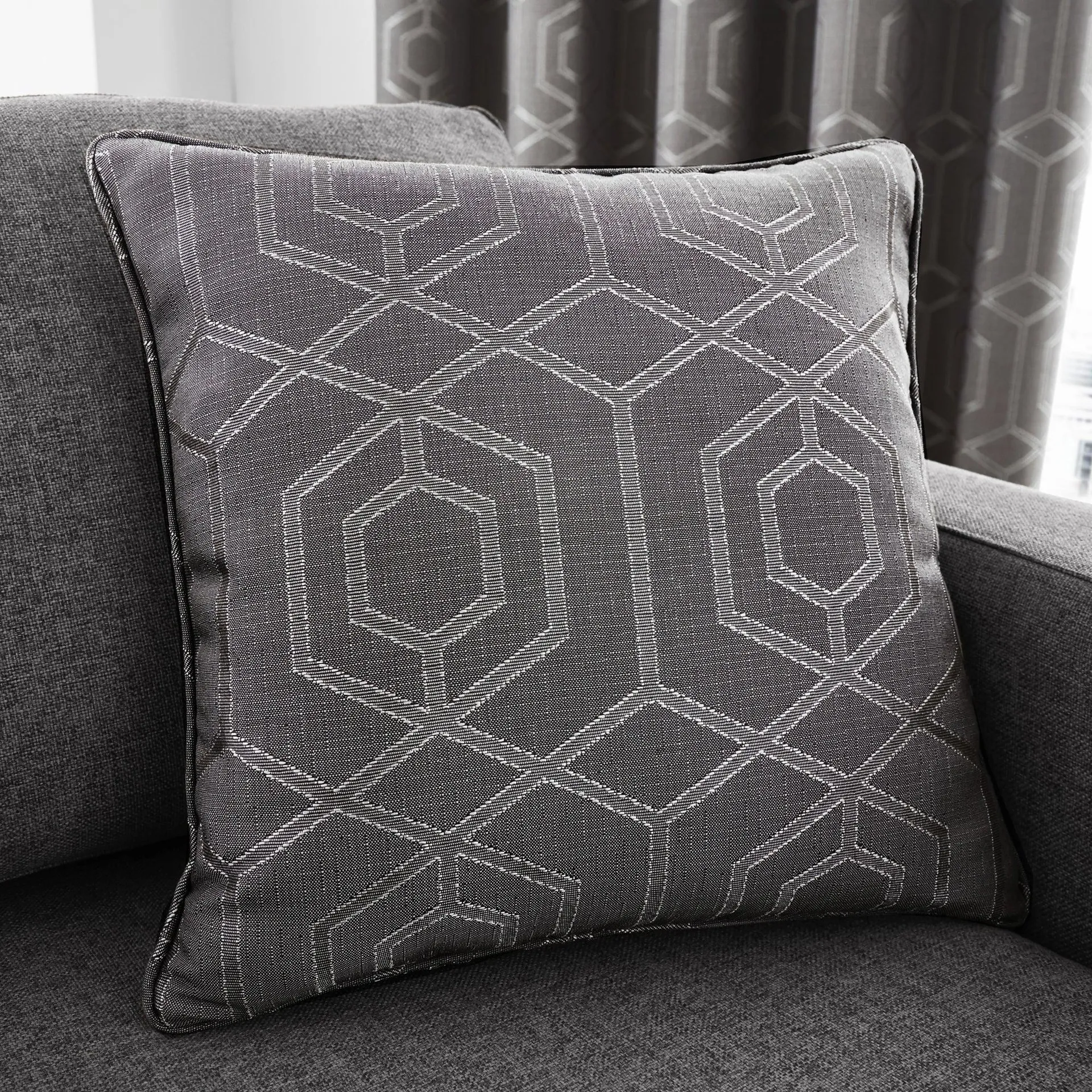 Curtina Camberwell Cushion Graphite