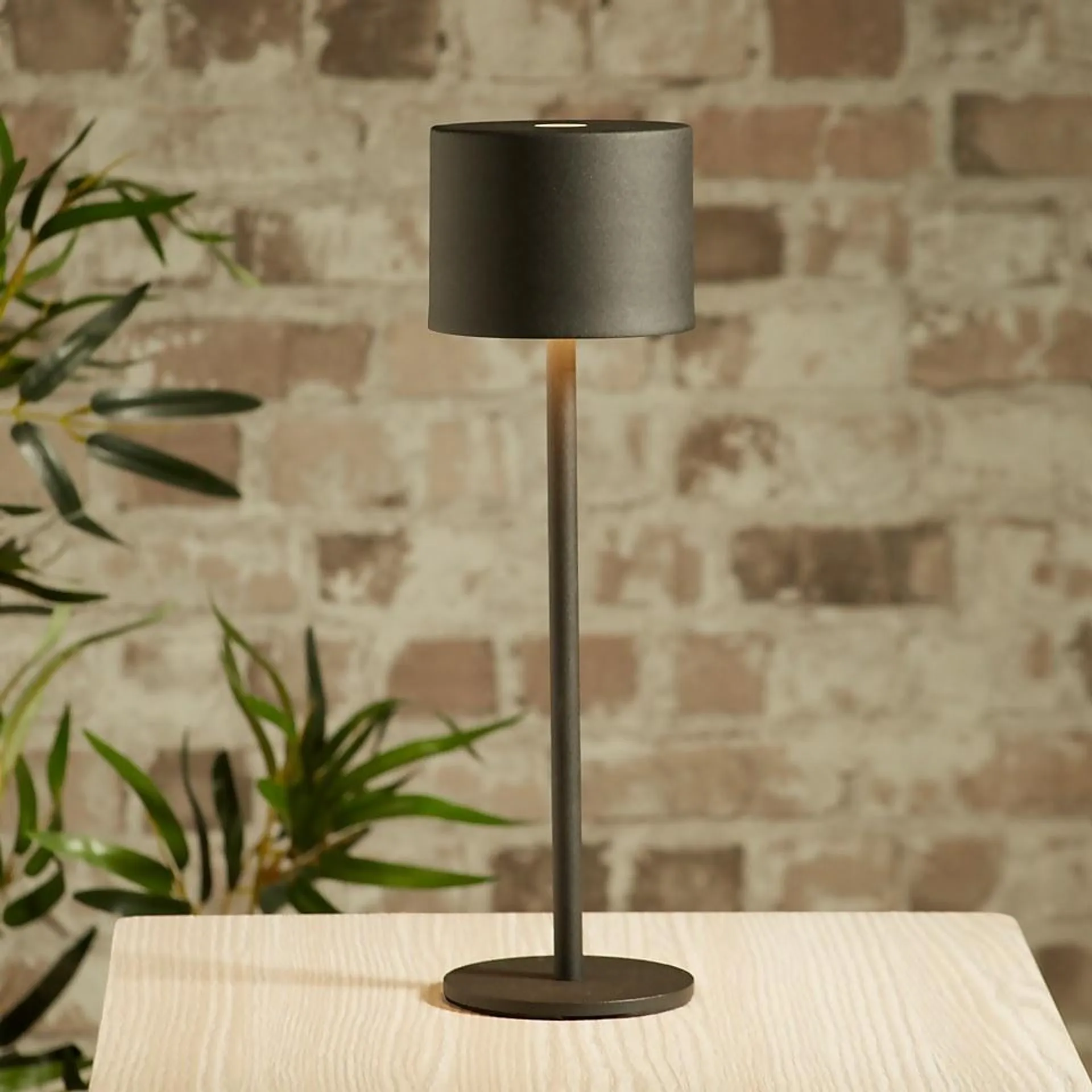 Rechargeable Table Lamp - Black