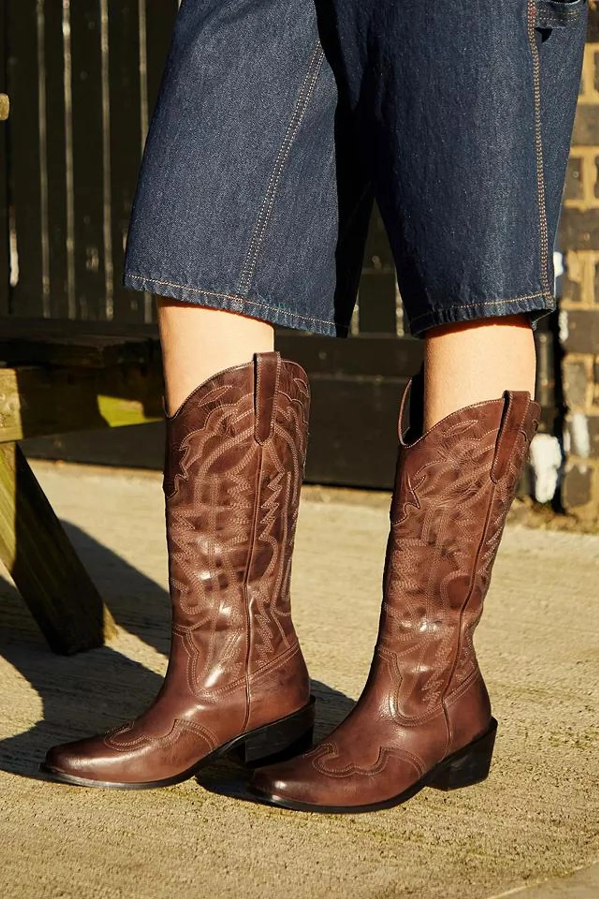 UO Brown Leather Dallas Cowboy Boots