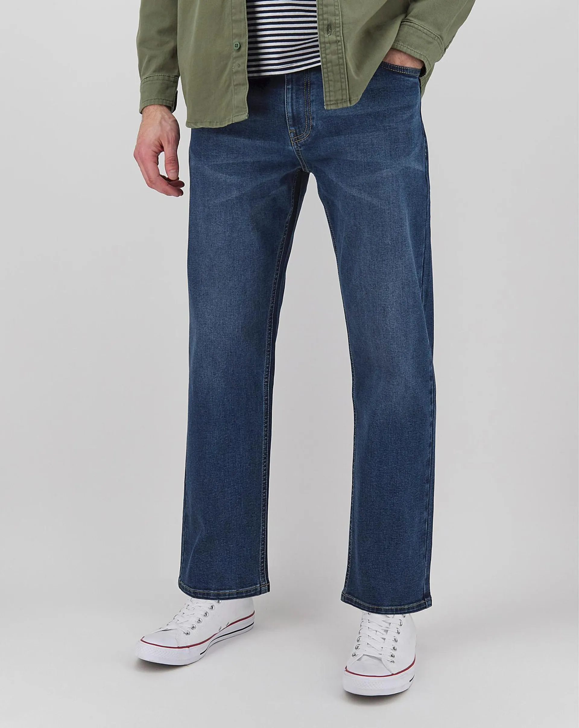 Stonewash Loose Fit Stretch Jeans