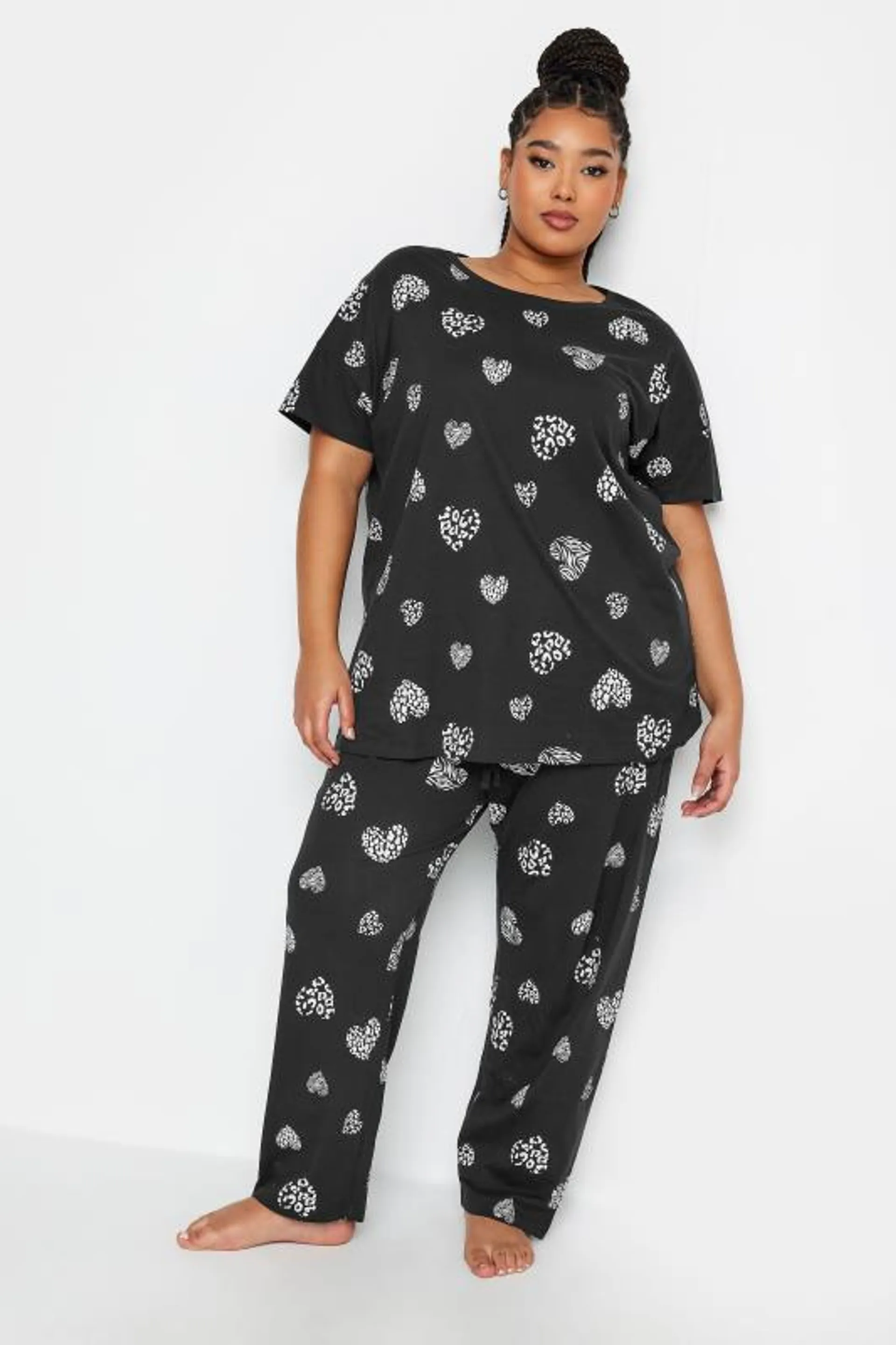 YOURS Curve Black Animal Heart Print Pyjama Set