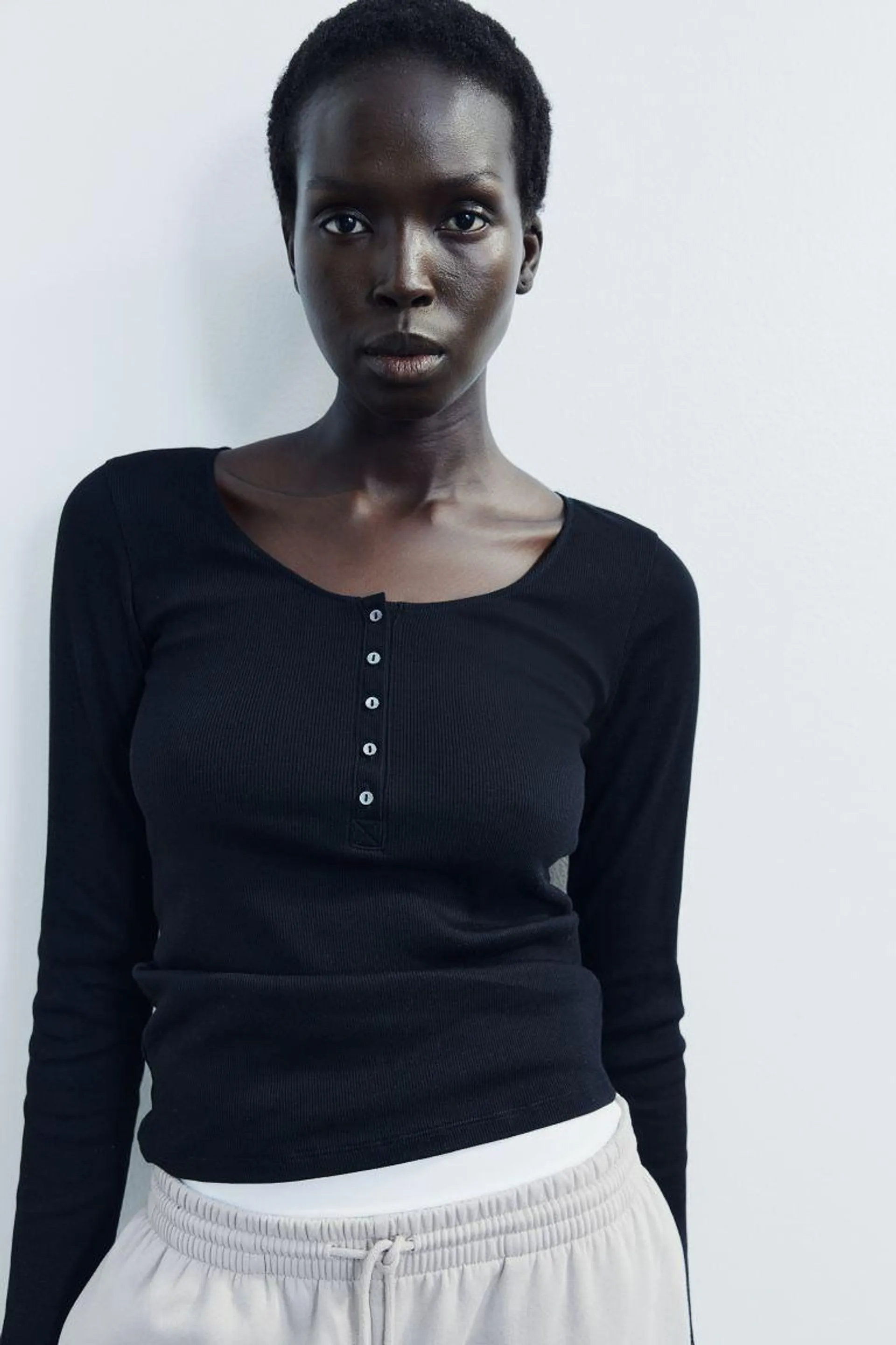 Ribbed Henley top