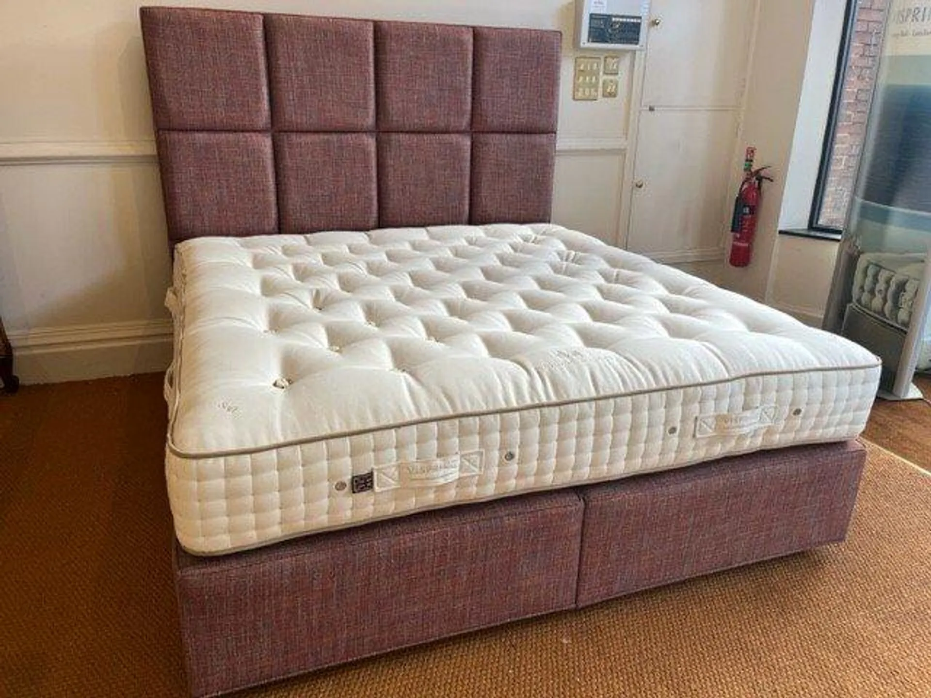 Vispring Sublime Superb With Divan & Headboard - Ex Display.