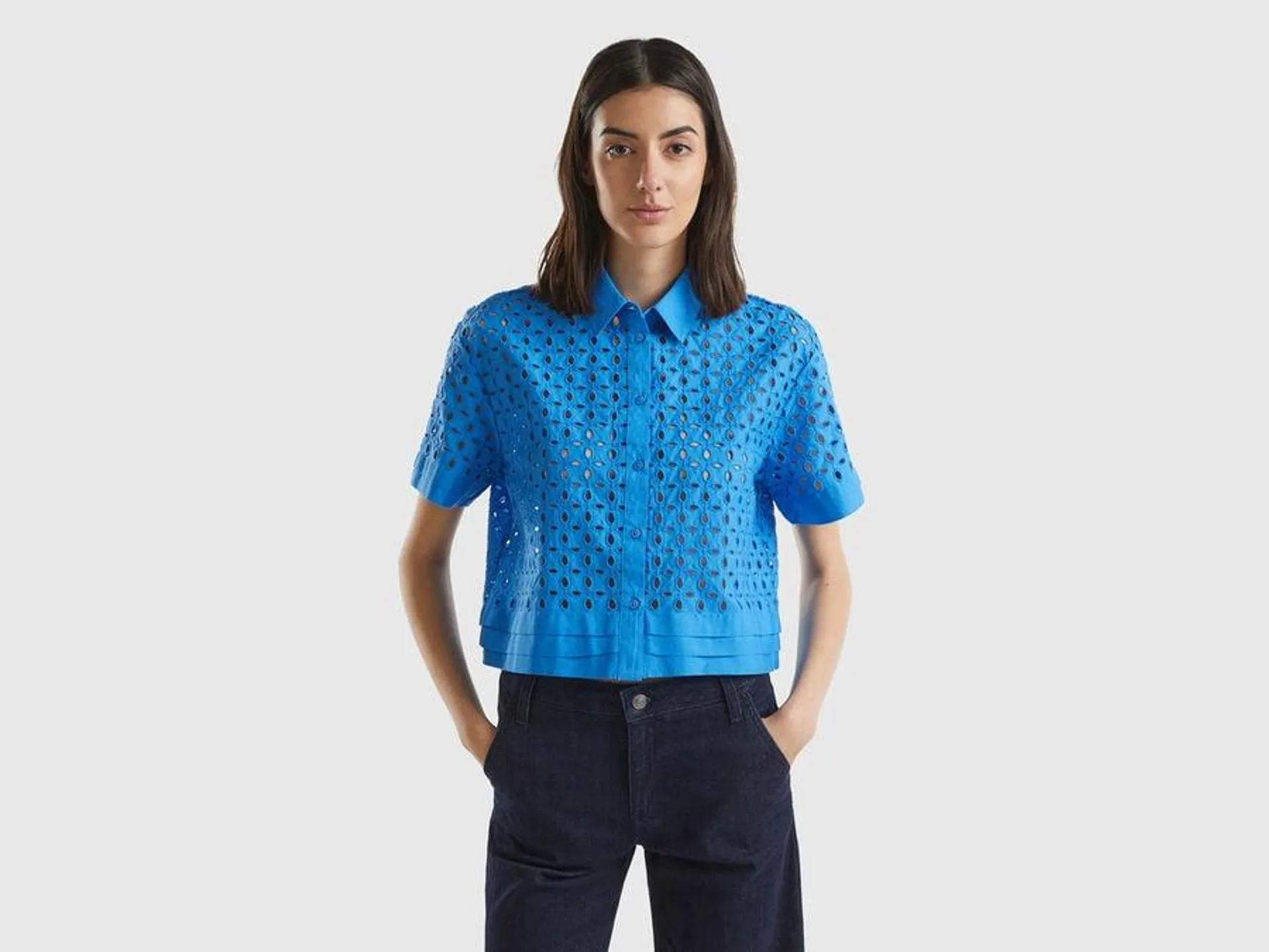 Short sleeve shirt in broderie anglaise