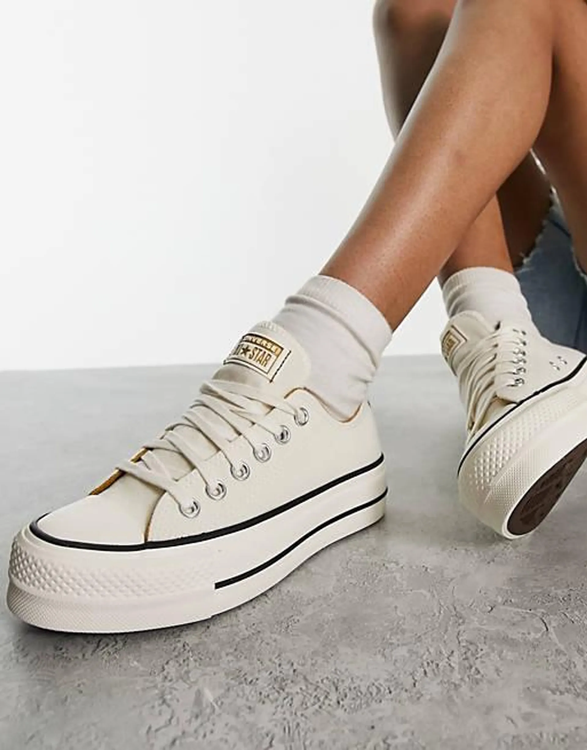 Converse Chuck Taylor All Star Lift Ox trainers in off white denim