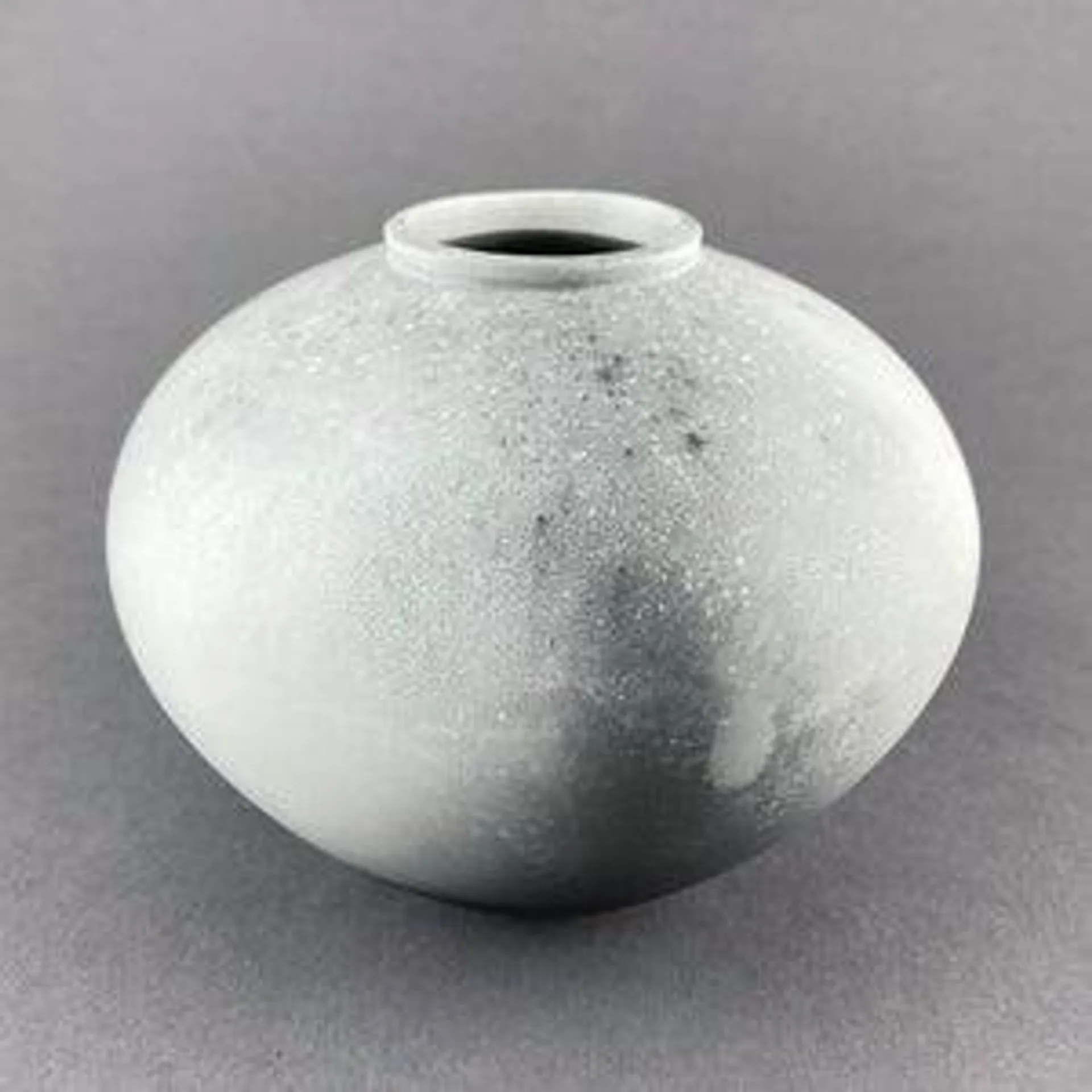 Smoked Fired Vase - Medium Round