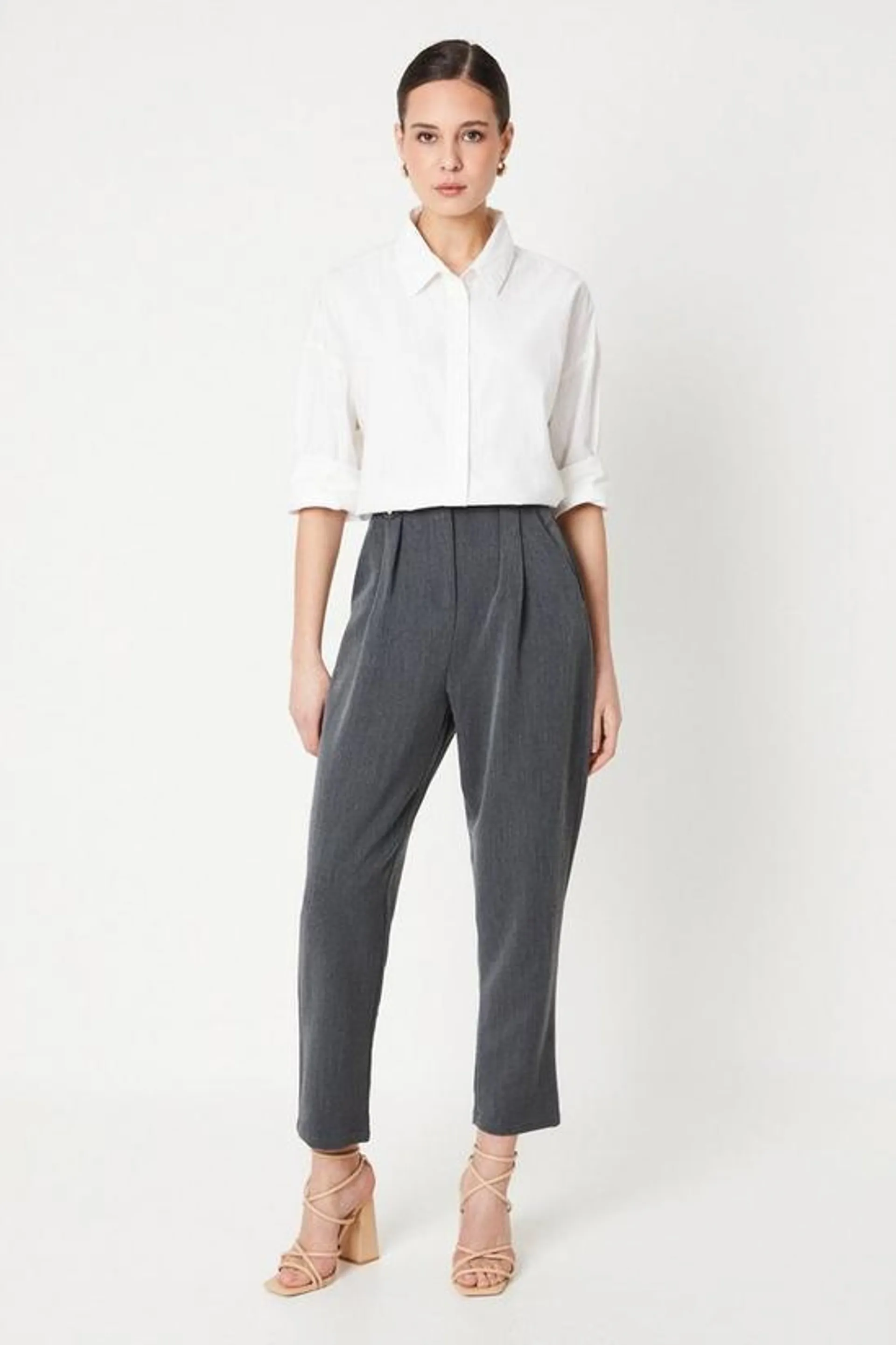 Belt Loop Tapered Trousers