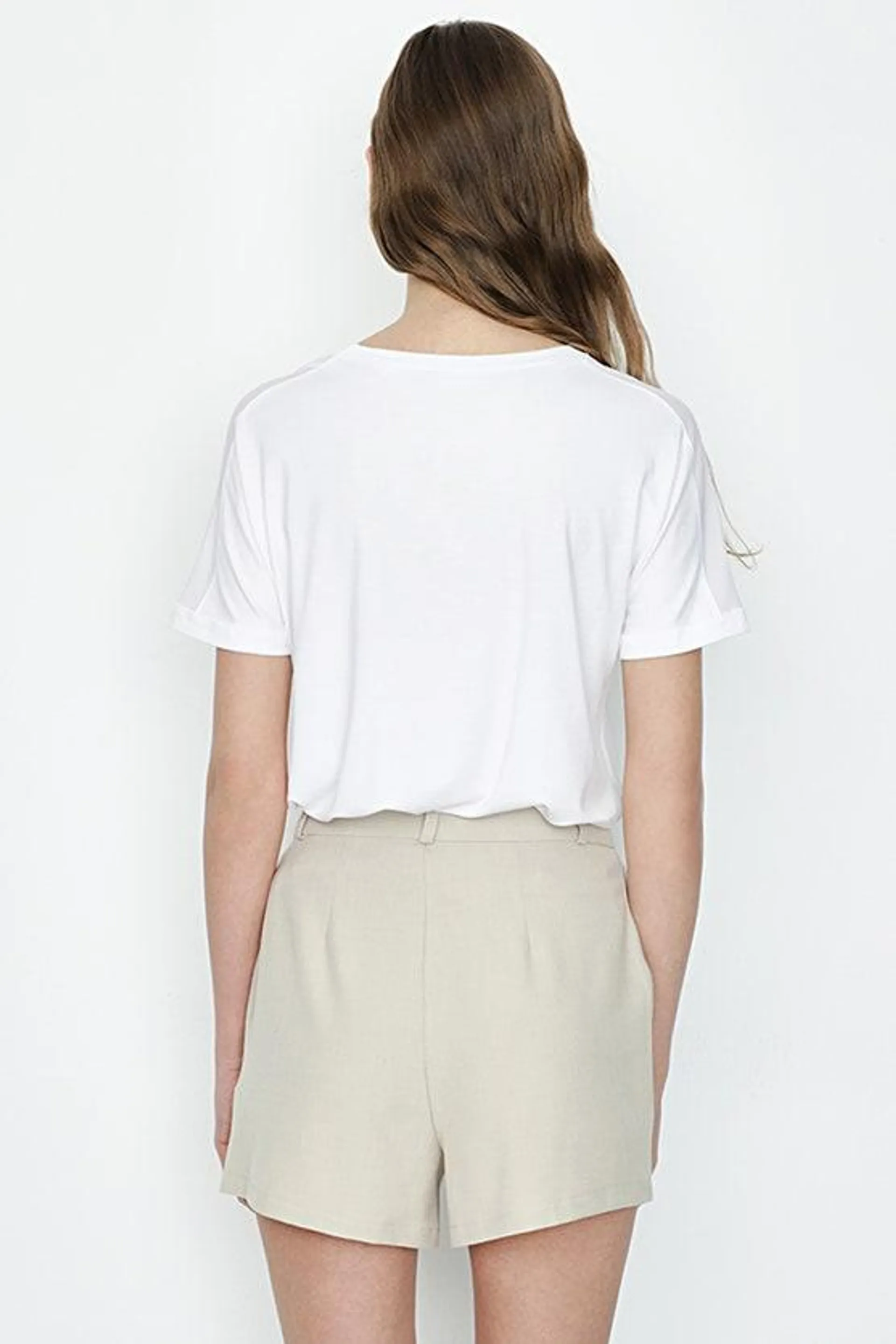 SAND PLEATED TAILORED SHORT