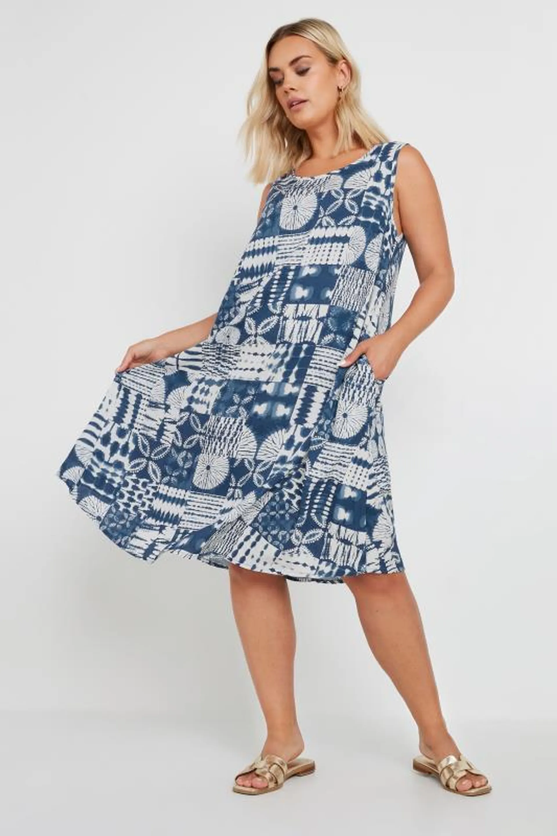 YOURS Curve Blue Tile Print Pocket Swing Dress