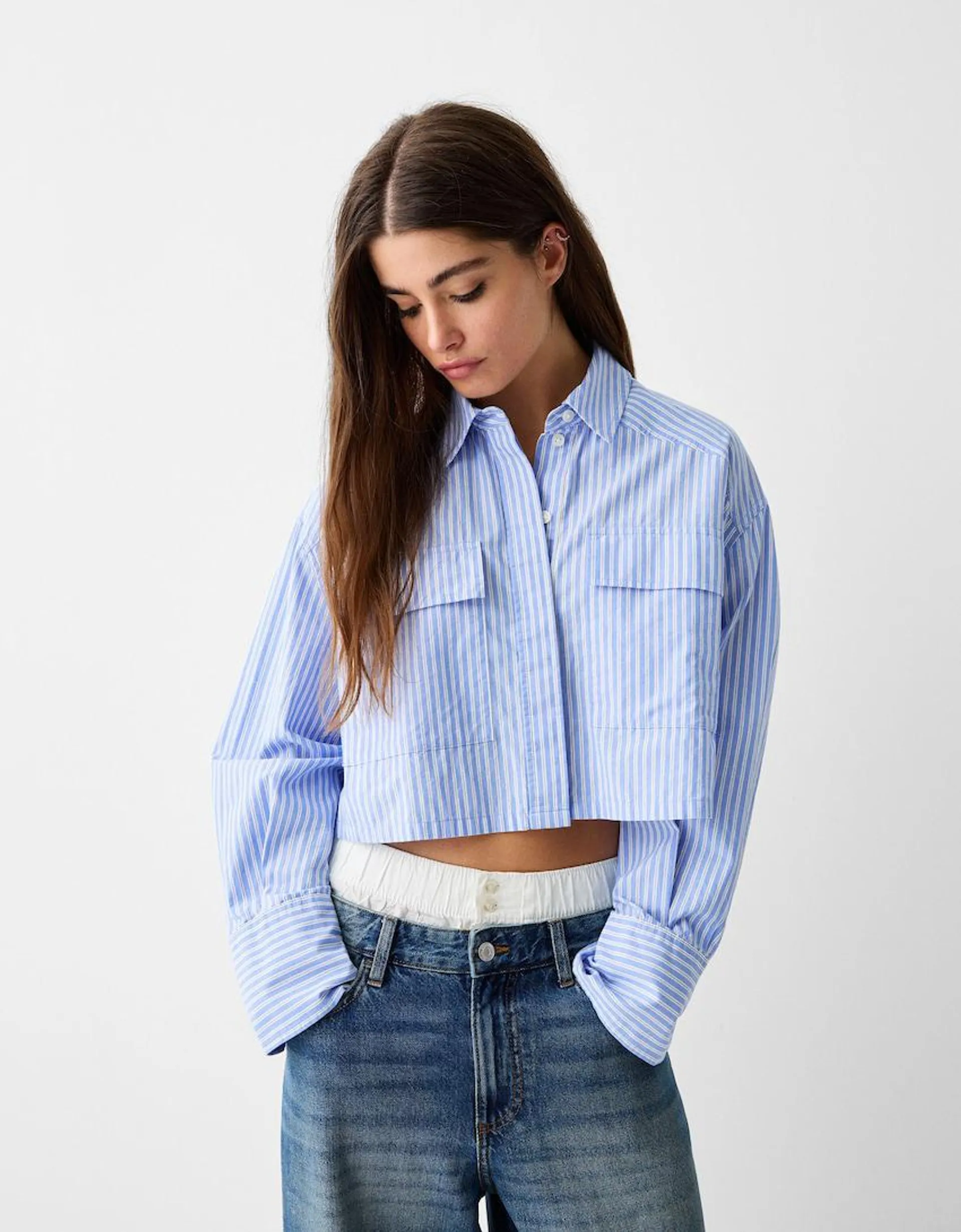 Long sleeve cropped poplin shirt with pocket