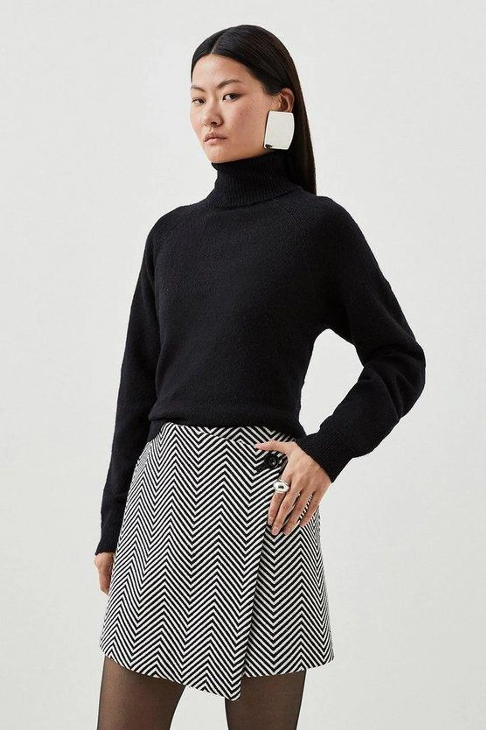 Tailored Asymmetric Wrap Button Detail Mini Skirt