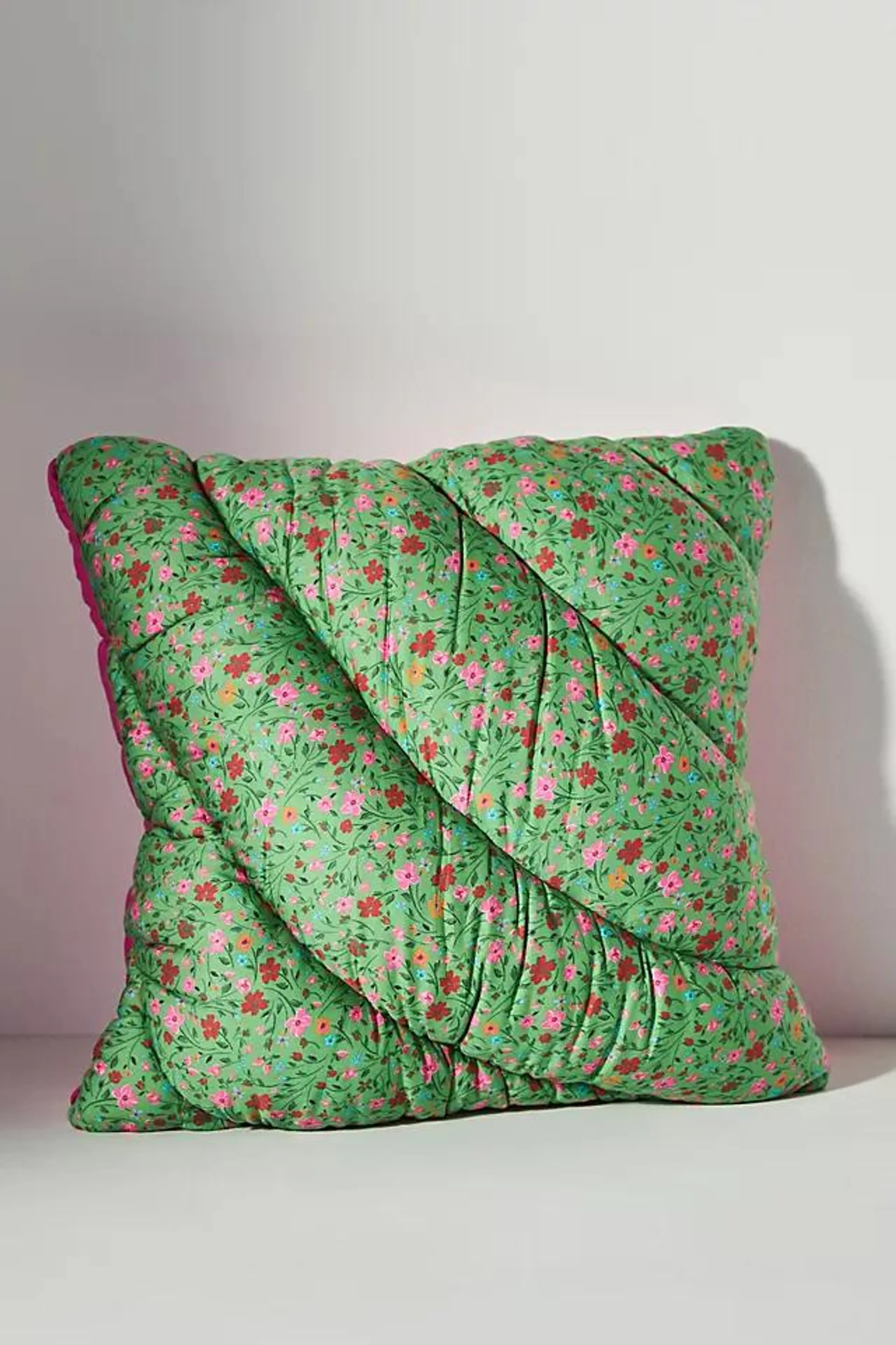 Polaire Floral Quilted Square Cushion