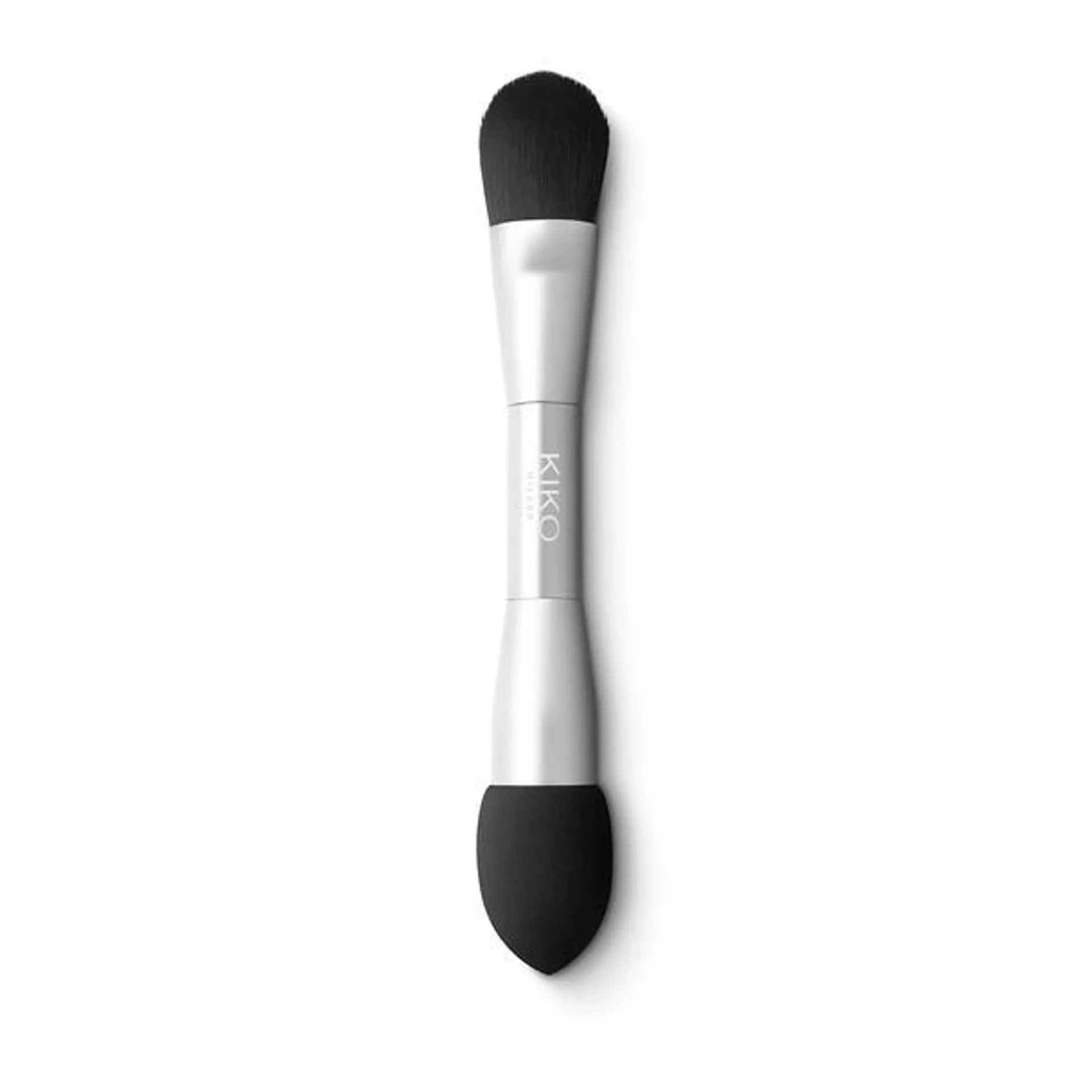 blue me 2-in-1 foundation brush