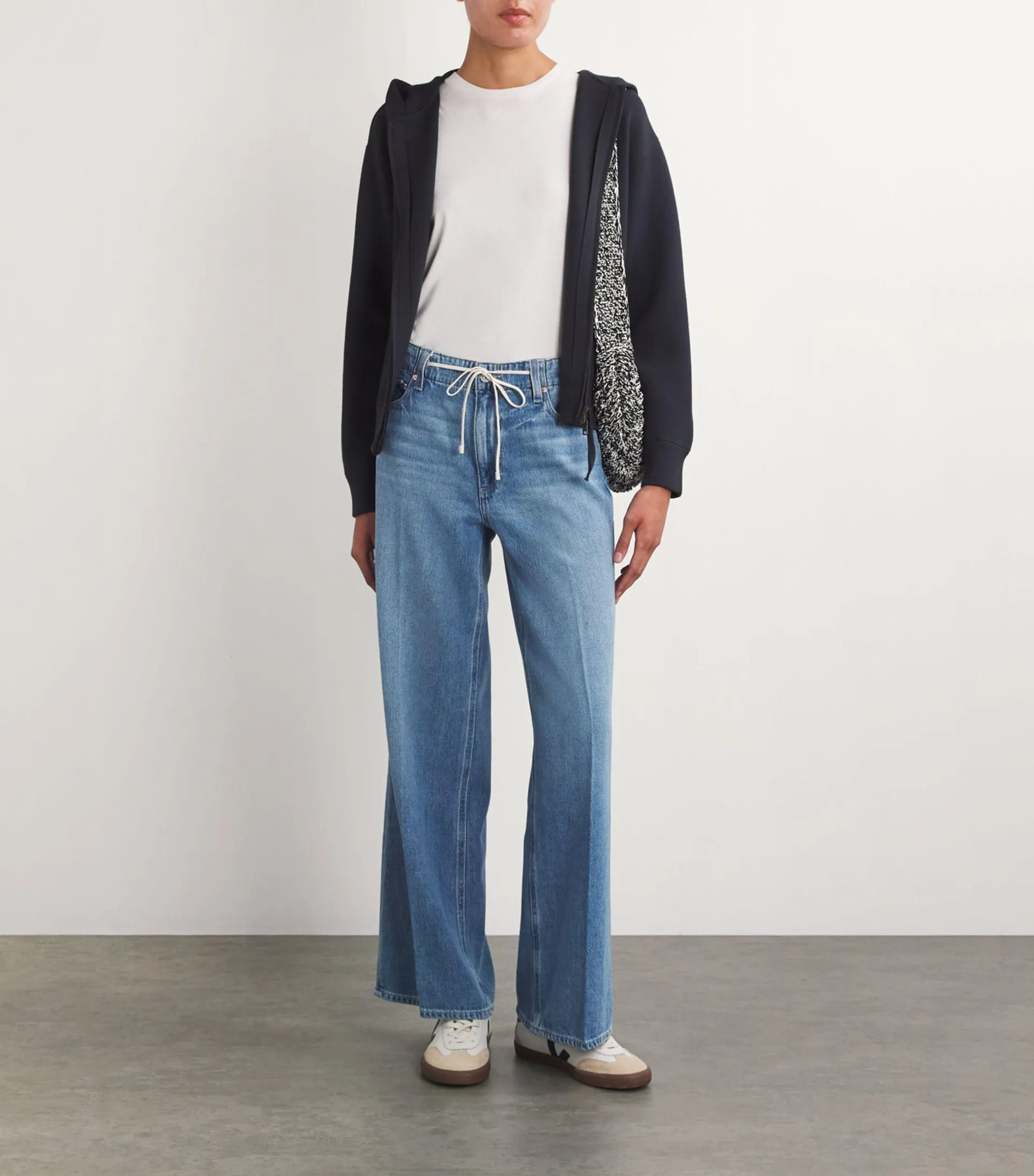 Zoey High-Waist Wide Jeans