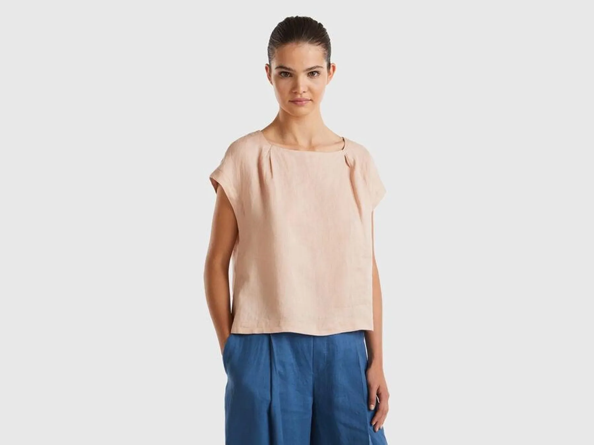 Square neck blouse in pure linen