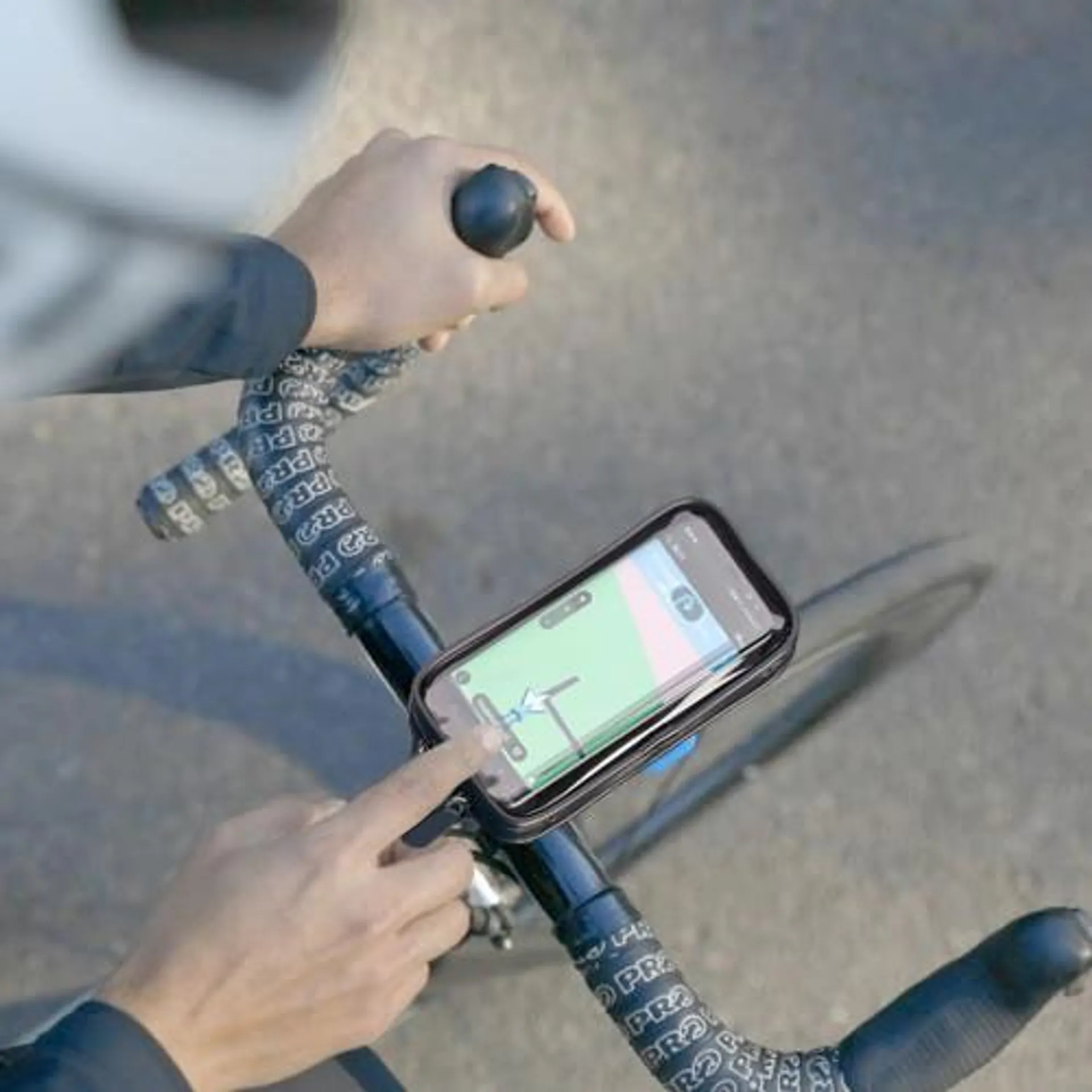 Universal Smartphone Bike Mount