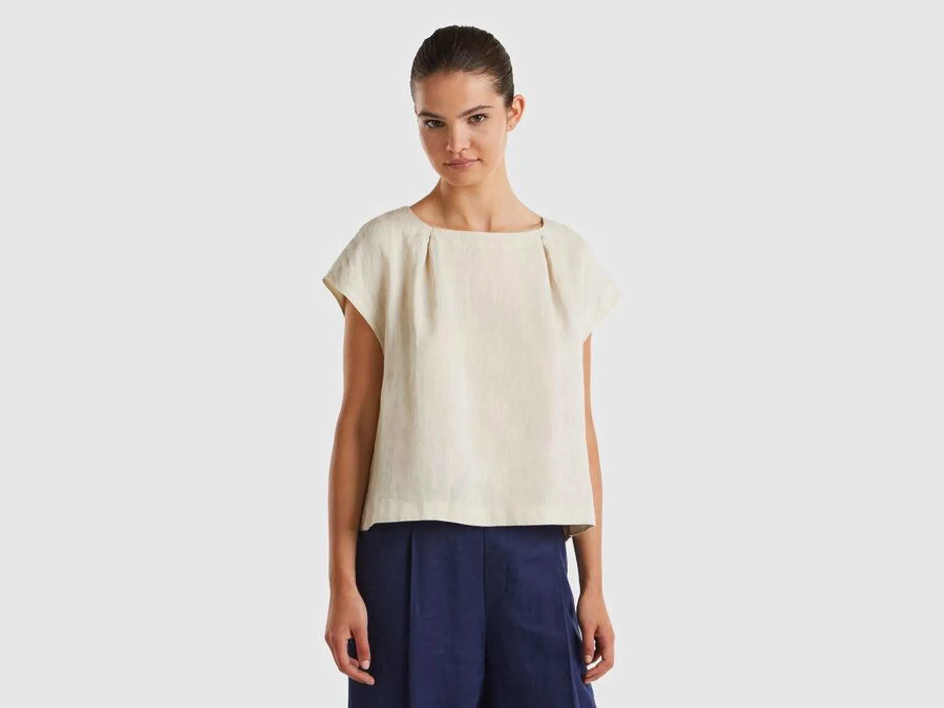 Square neck blouse in pure linen