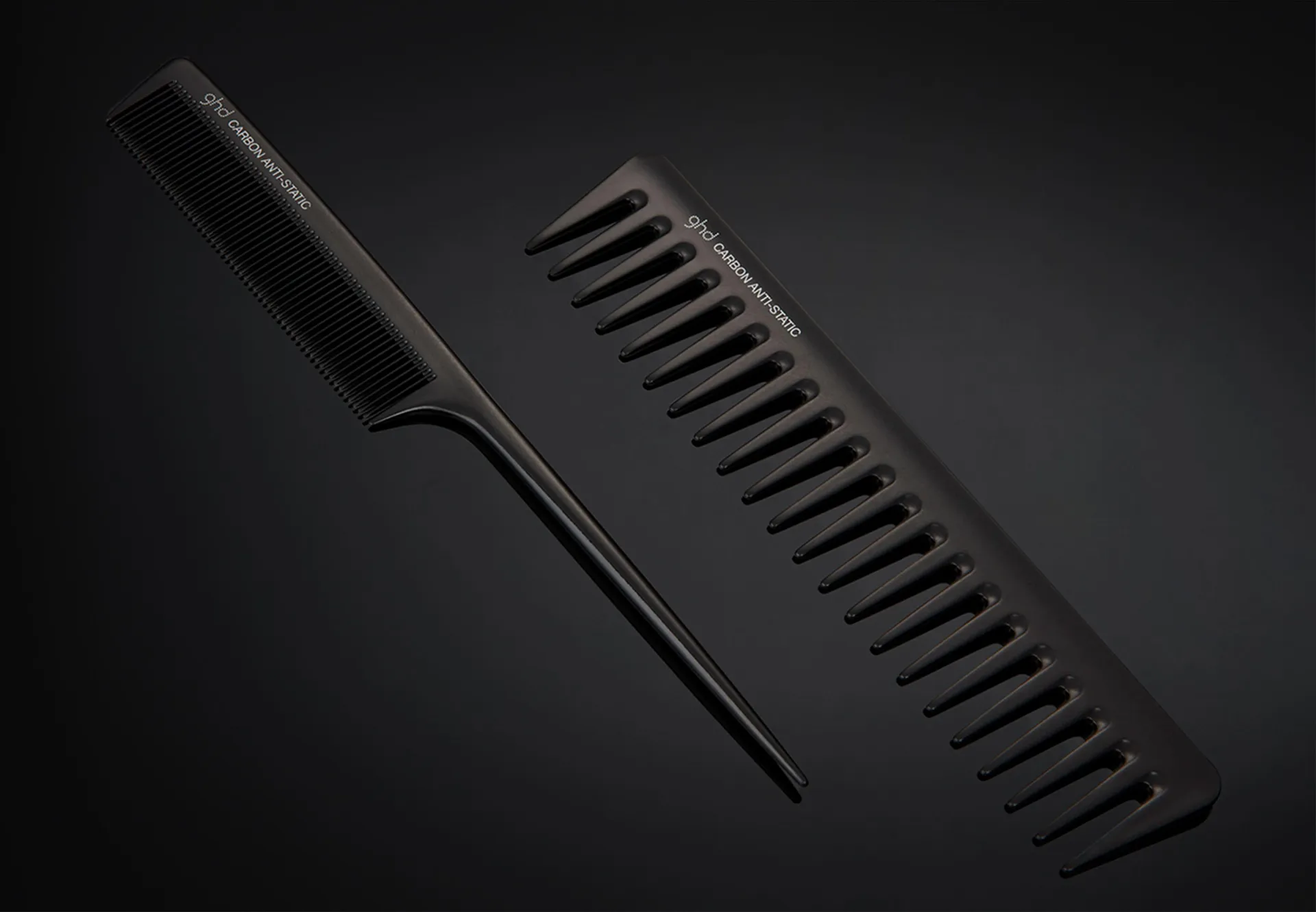 GHD THE COMB OUT - DETANGLING COMB