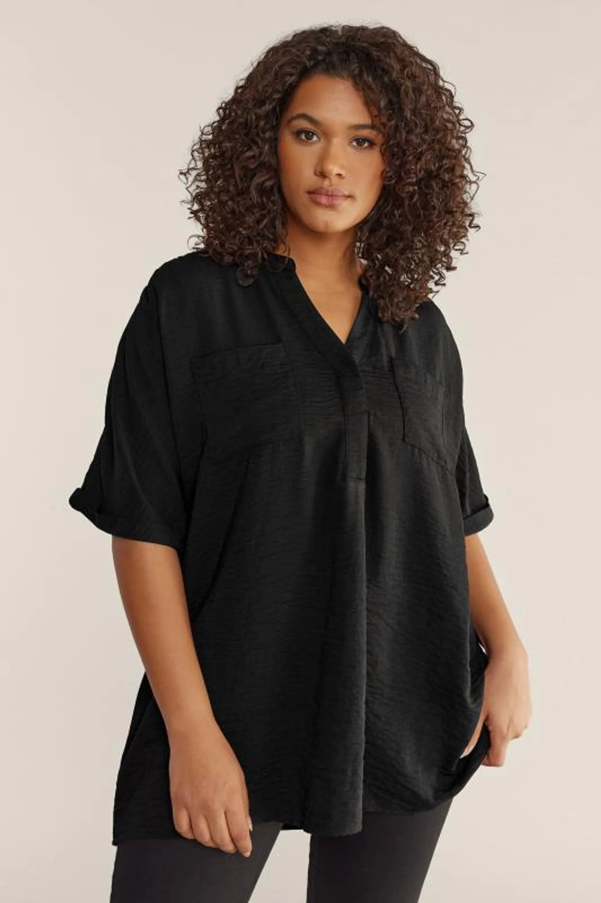 EVANS Curve Black Utility Blouse