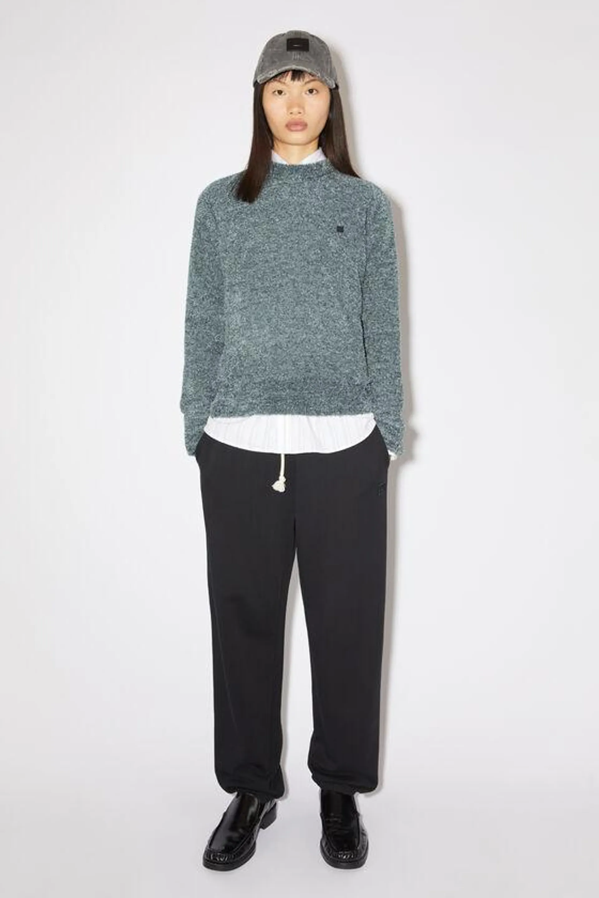 Crew neck knit jumper