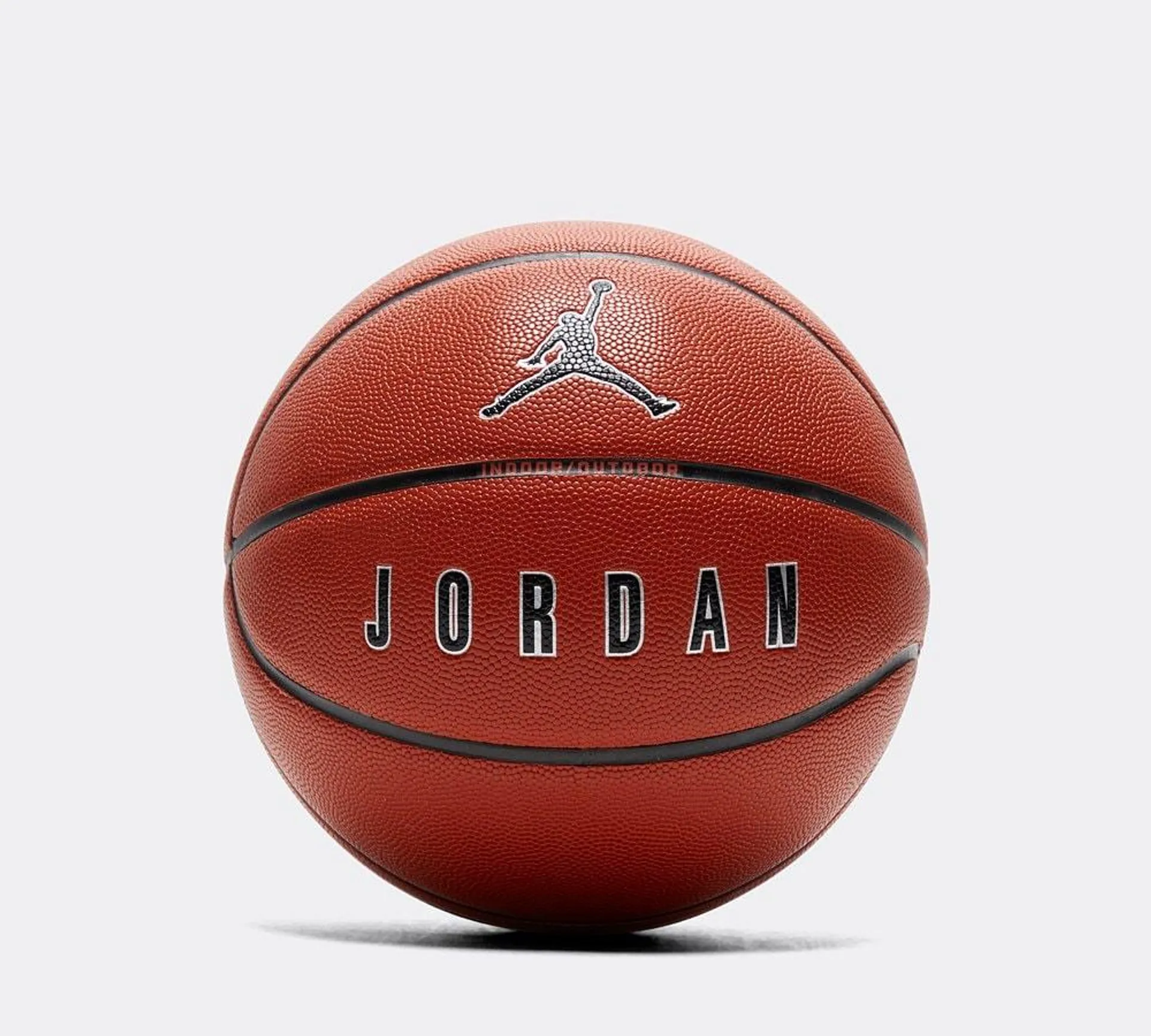 Jordan Ultimate 2.0 8P Basketball