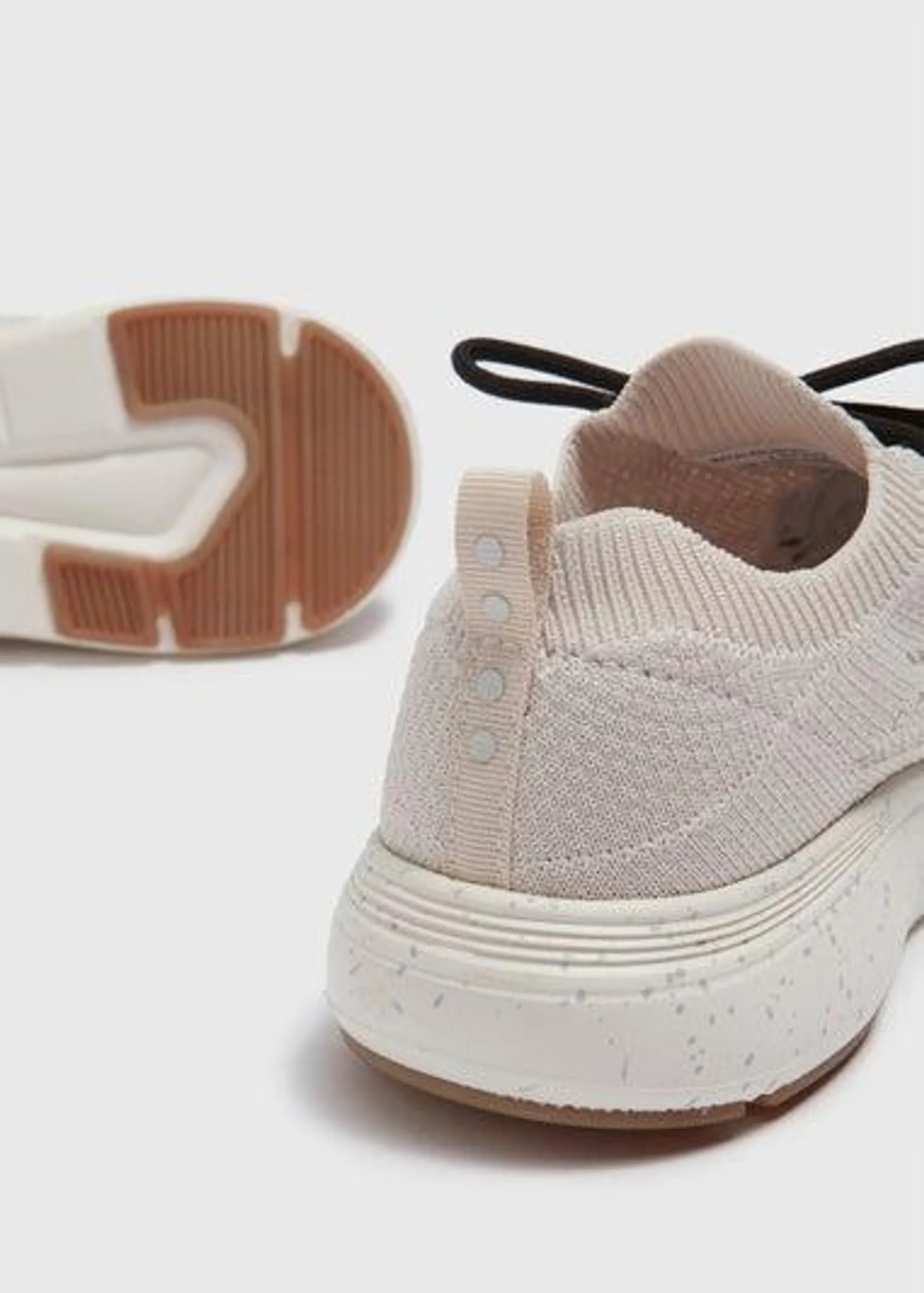 Souluxe Stone Runner Trainers